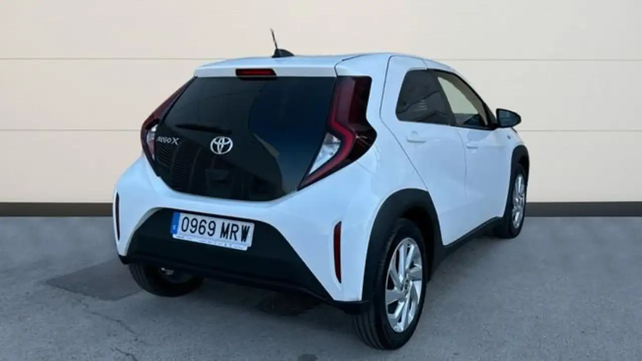 Toyota Aygo 1.0 VVT-I PLAY 72 5P — Galería del vehículo 4