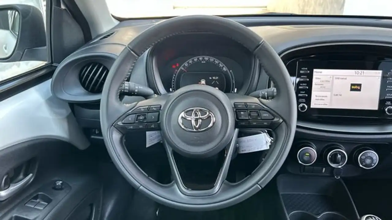 Toyota Aygo 1.0 VVT-I PLAY 72 5P — Galería del vehículo 21