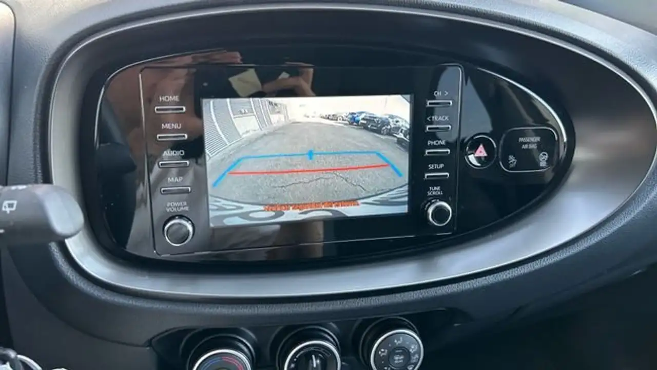 Toyota Aygo 1.0 VVT-I PLAY 72 5P — Galería del vehículo 24