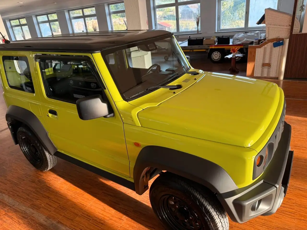 Suzuki Jimny 1.5 ALLGRIP NFZ VIELE EXTRAS — معرض صور السيارة 23