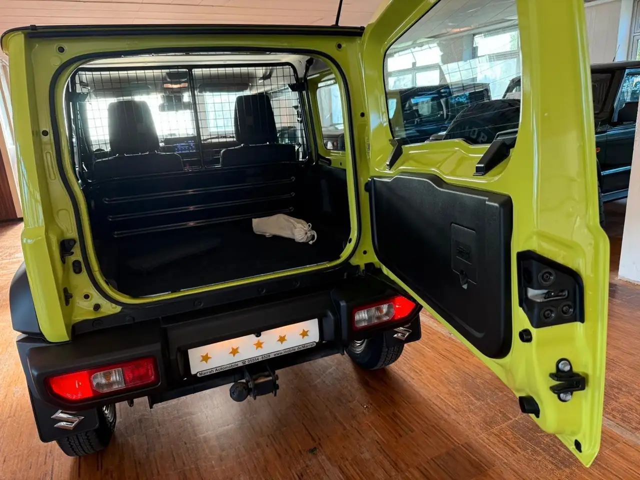 Suzuki Jimny 1.5 ALLGRIP NFZ VIELE EXTRAS — معرض صور السيارة 15