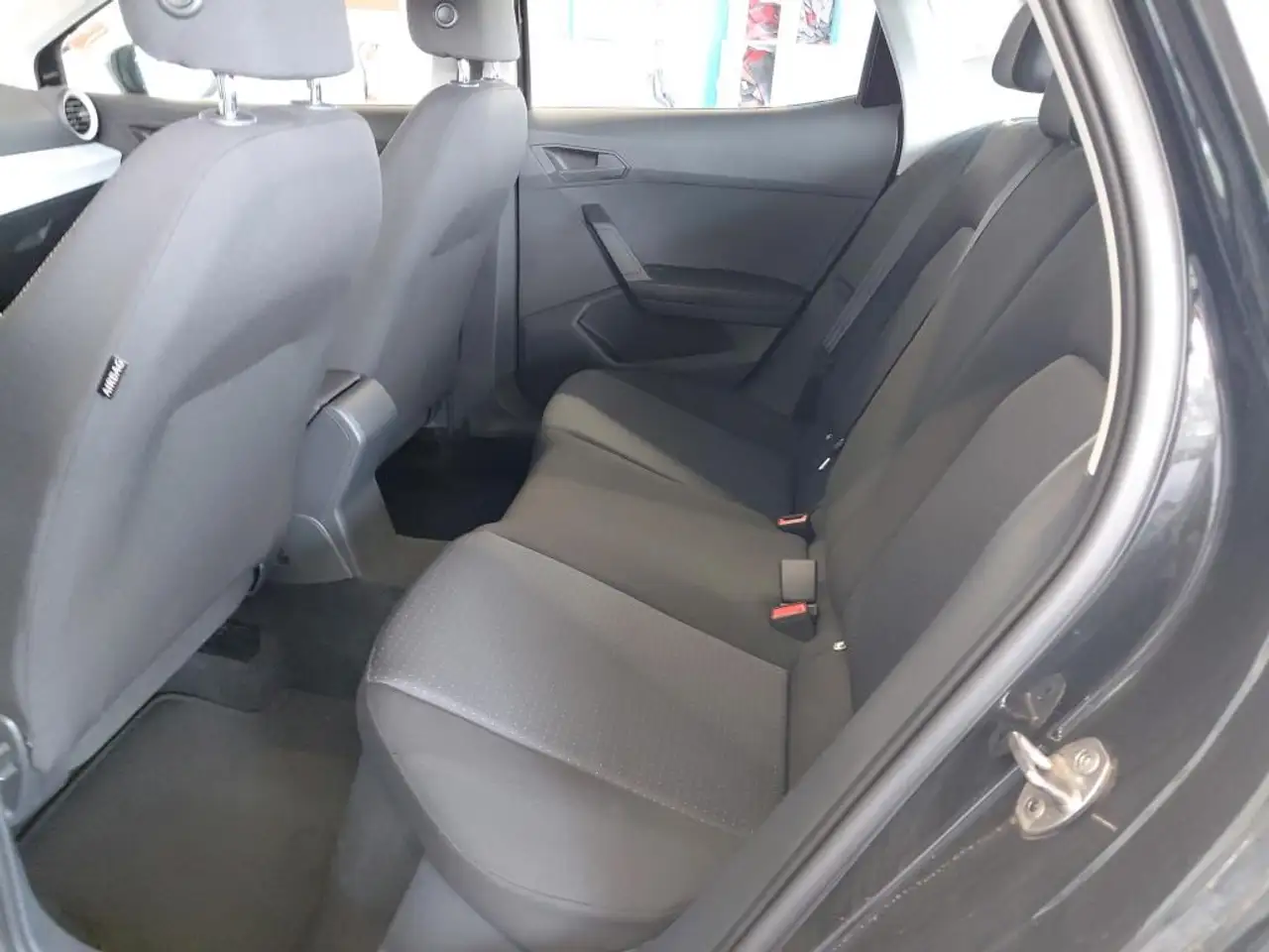 SEAT Ibiza 1.0 TSI Style TEMPOMAT+APP-CONNECT+PDC+SHZ — معرض صور السيارة 10
