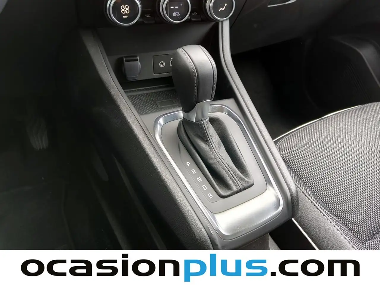 Mitsubishi ASX 160 PHEV Kaiteki — معرض صور السيارة 5