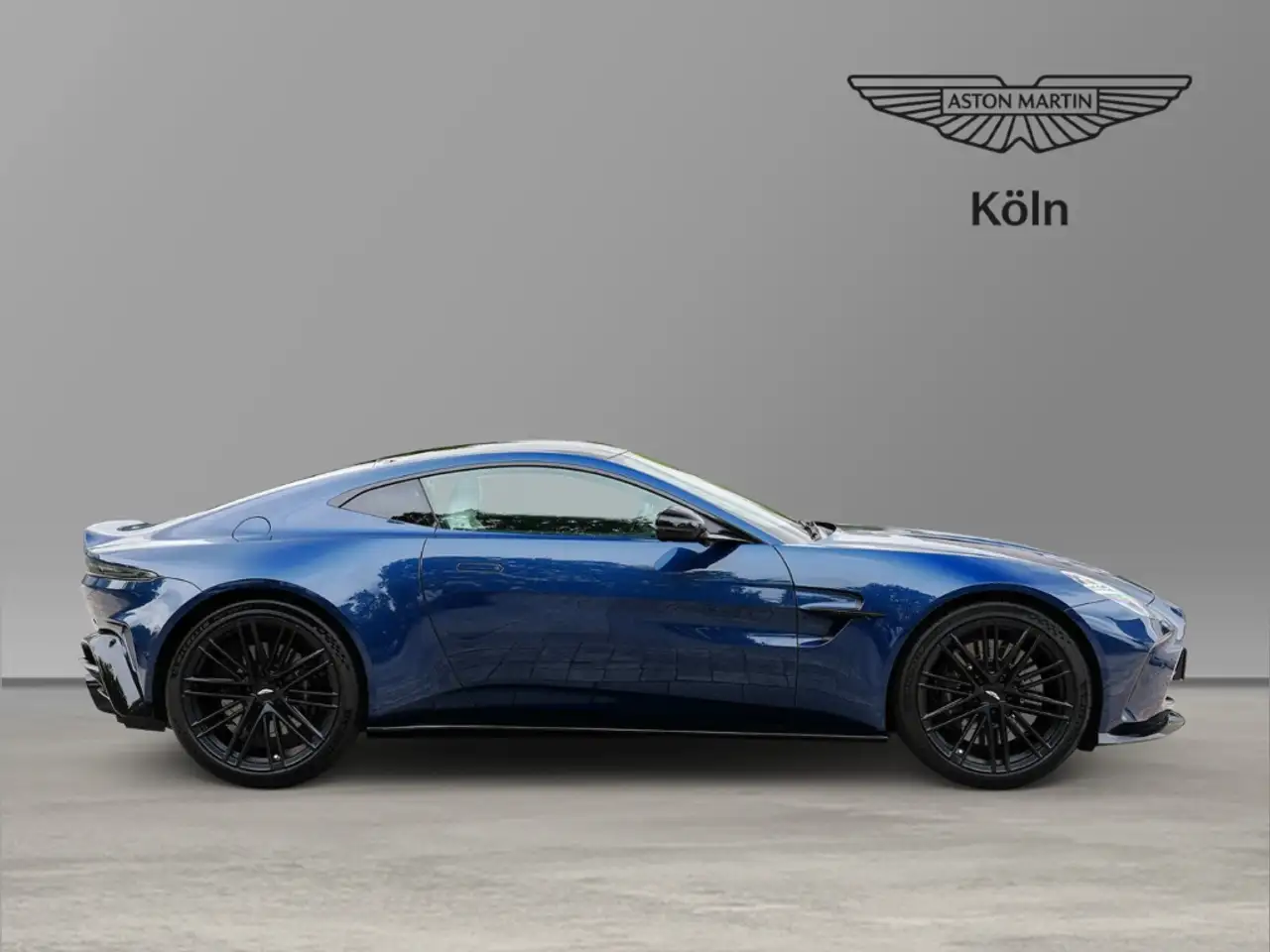 Aston Martin Vantage Seychelles Blue Bowers & Wilkins — Galerie du véhicule 2