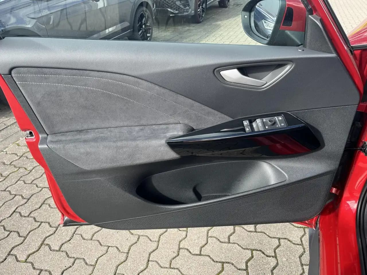 Volkswagen ID.3 Pro Move 58 kWh Area view NAVI Travel 2,99% — Vehicle gallery 9