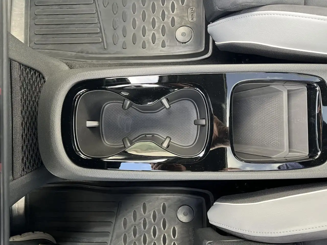 Volkswagen ID.3 Pro Move 58 kWh Area view NAVI Travel 2,99% — Vehicle gallery 17