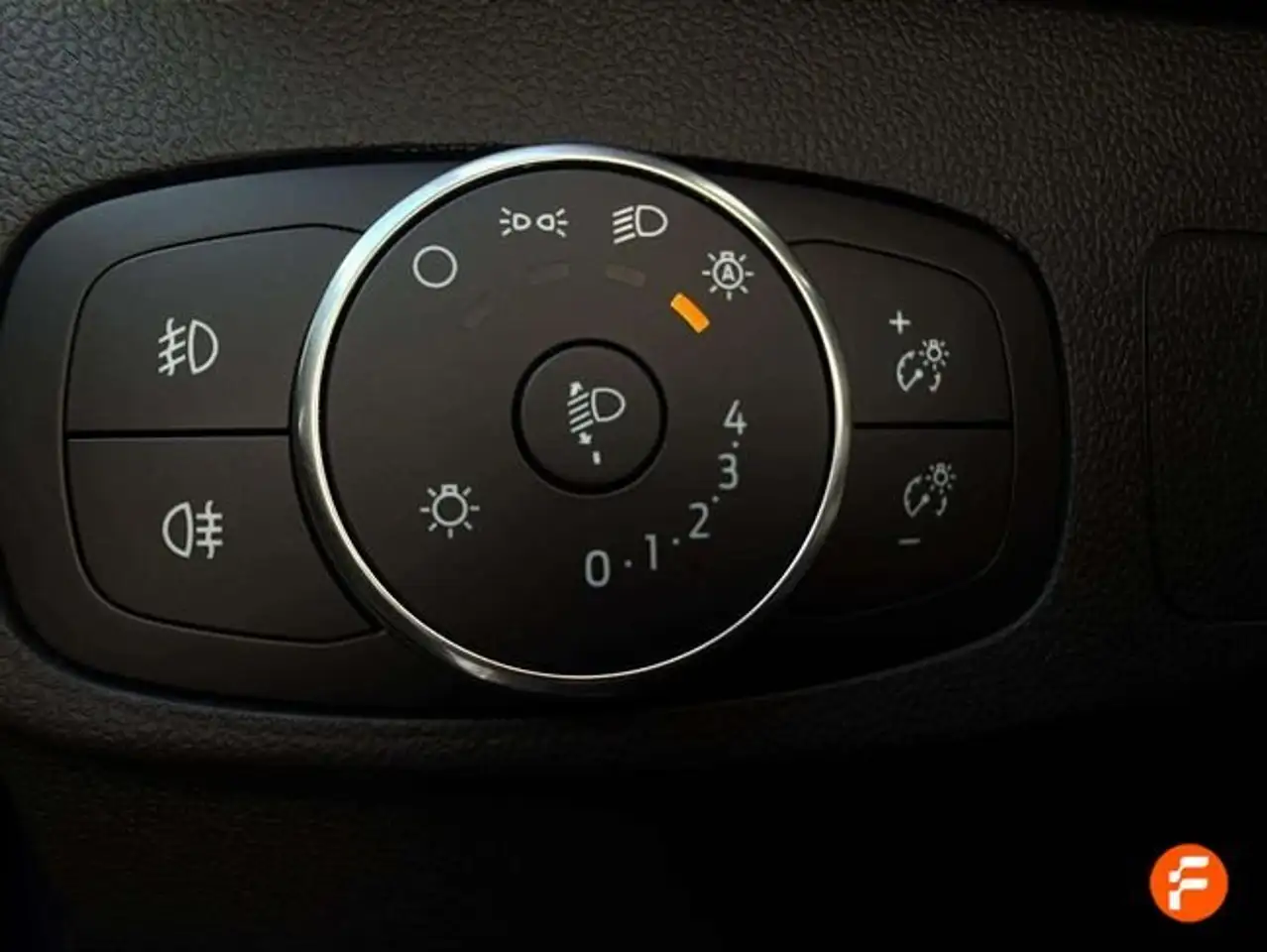 Ford Focus 1.0 Ecoboost MHEV ST-Line 125 — Galerie du véhicule 21