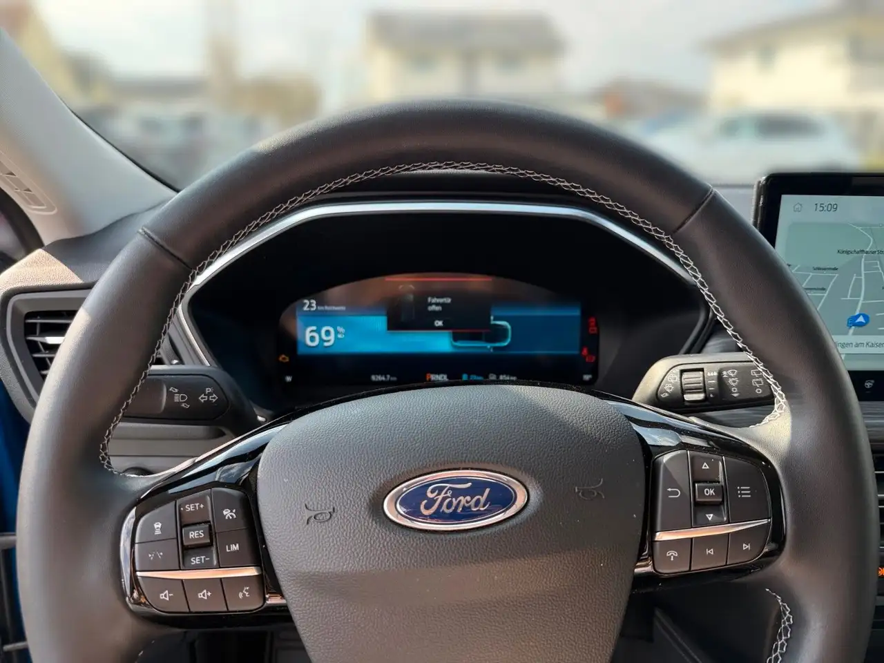Ford Kuga 2.5 PHEV Active X |AHK|LED|5 Jahre Garantie — معرض صور السيارة 18