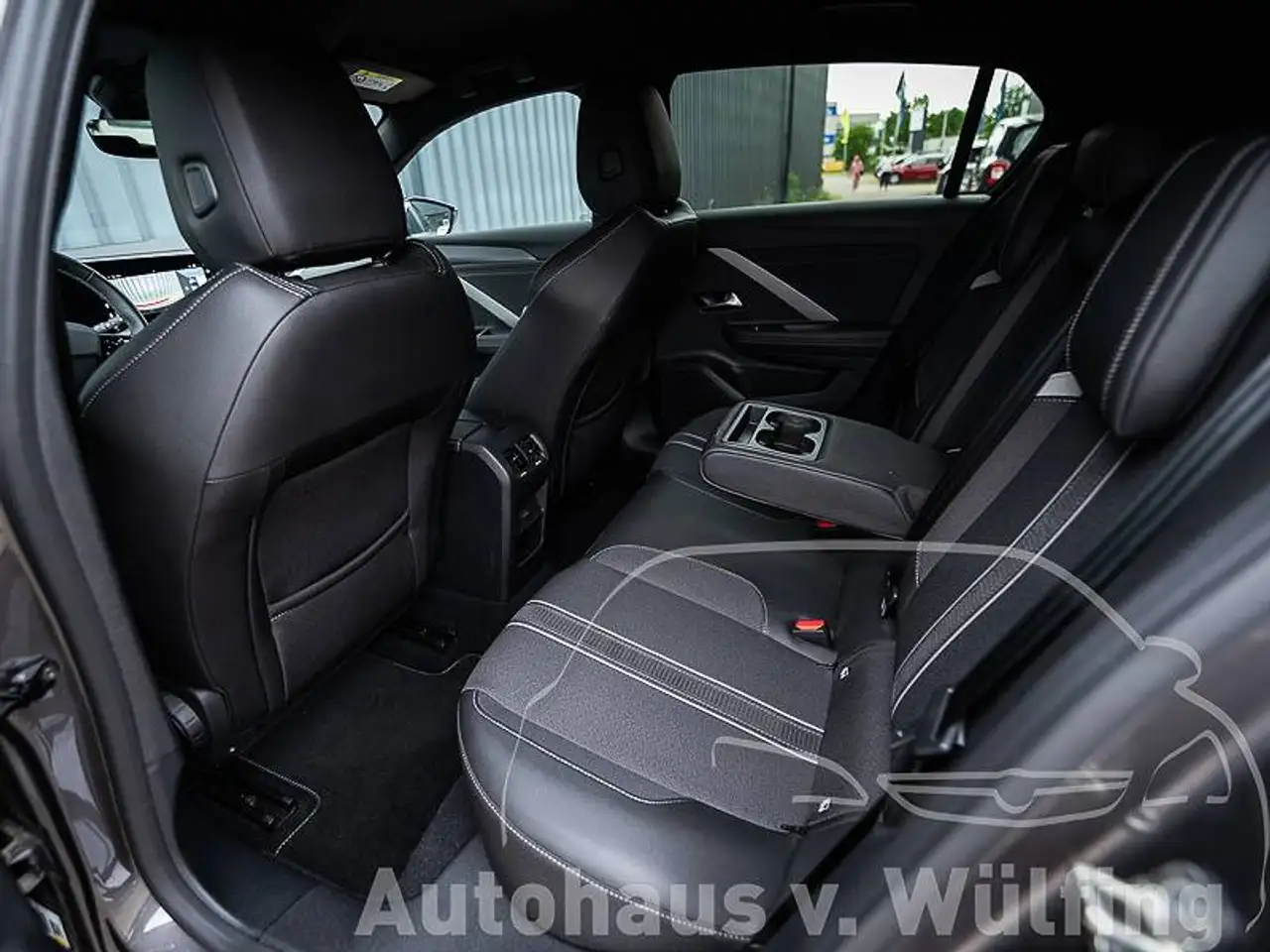 Opel Astra GS 1.2T +AHK+ALLWETTER+SHZ+KAMERA+ — معرض صور السيارة 15