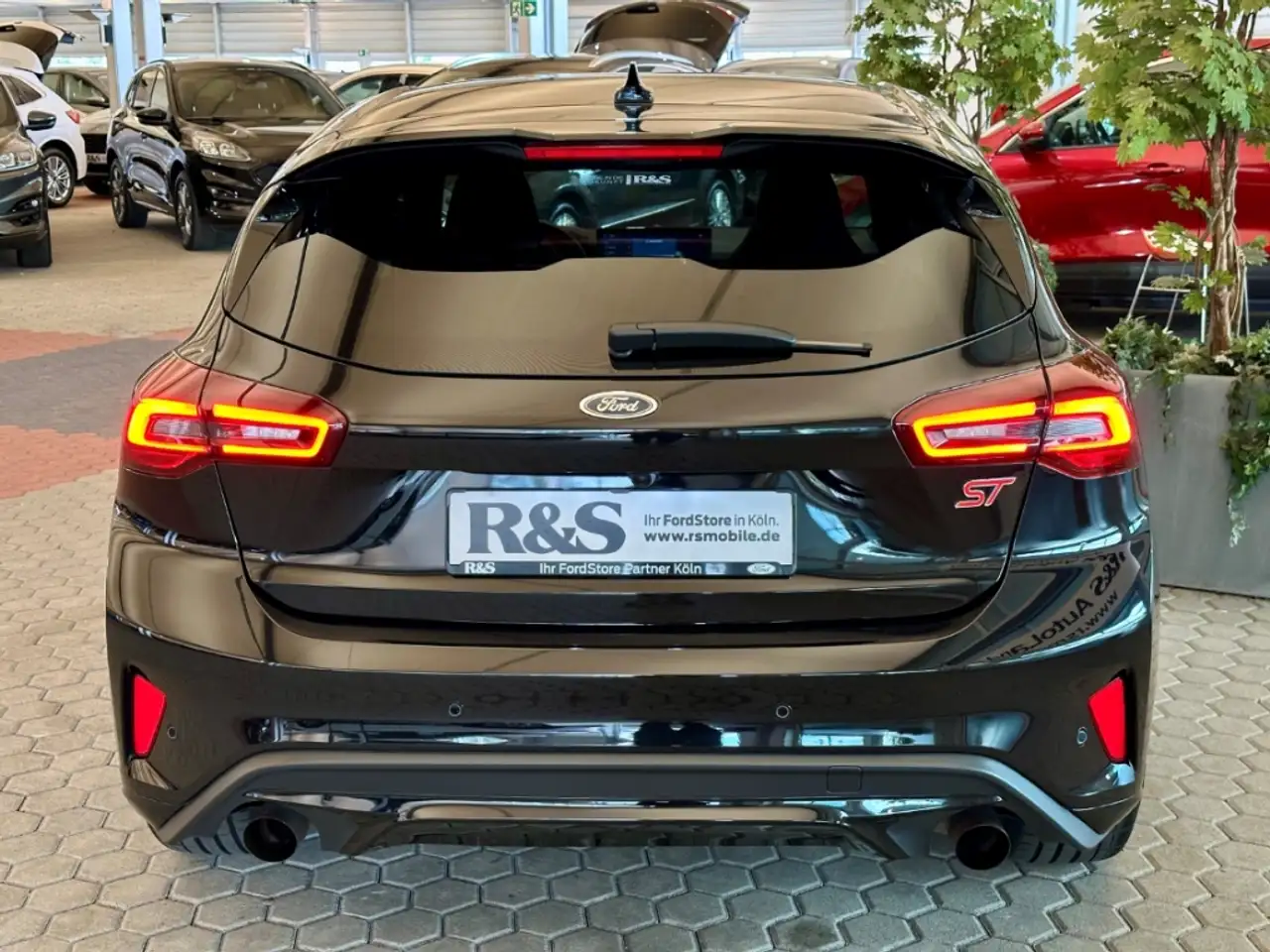Ford Focus ST X+7J.Garantie*+AHK+Pano+Performance — Vehicle gallery 7
