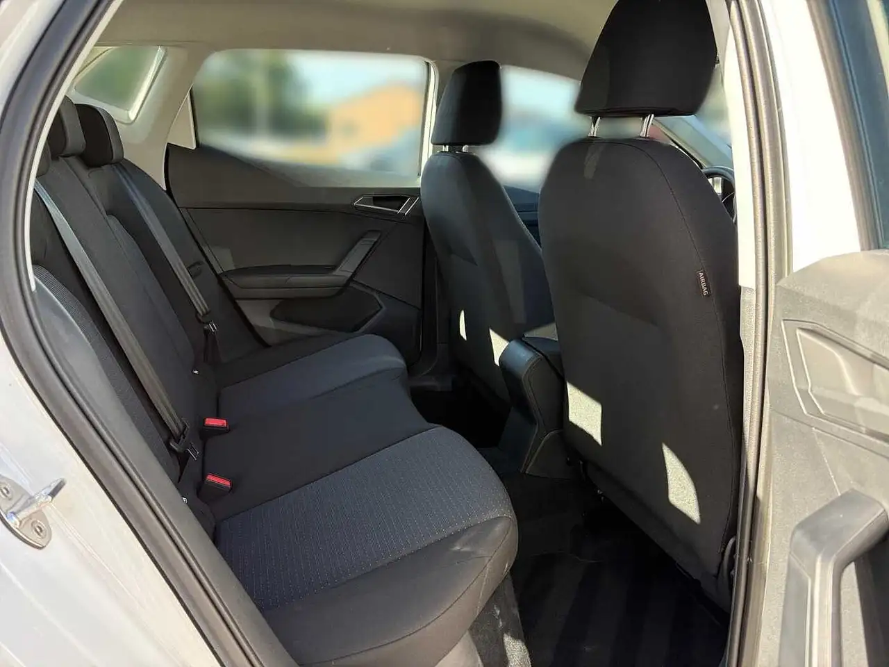 SEAT Ibiza 1.0 TSI S&S DSG Style Edition Garantie 1.Hand Priv — معرض صور السيارة 20
