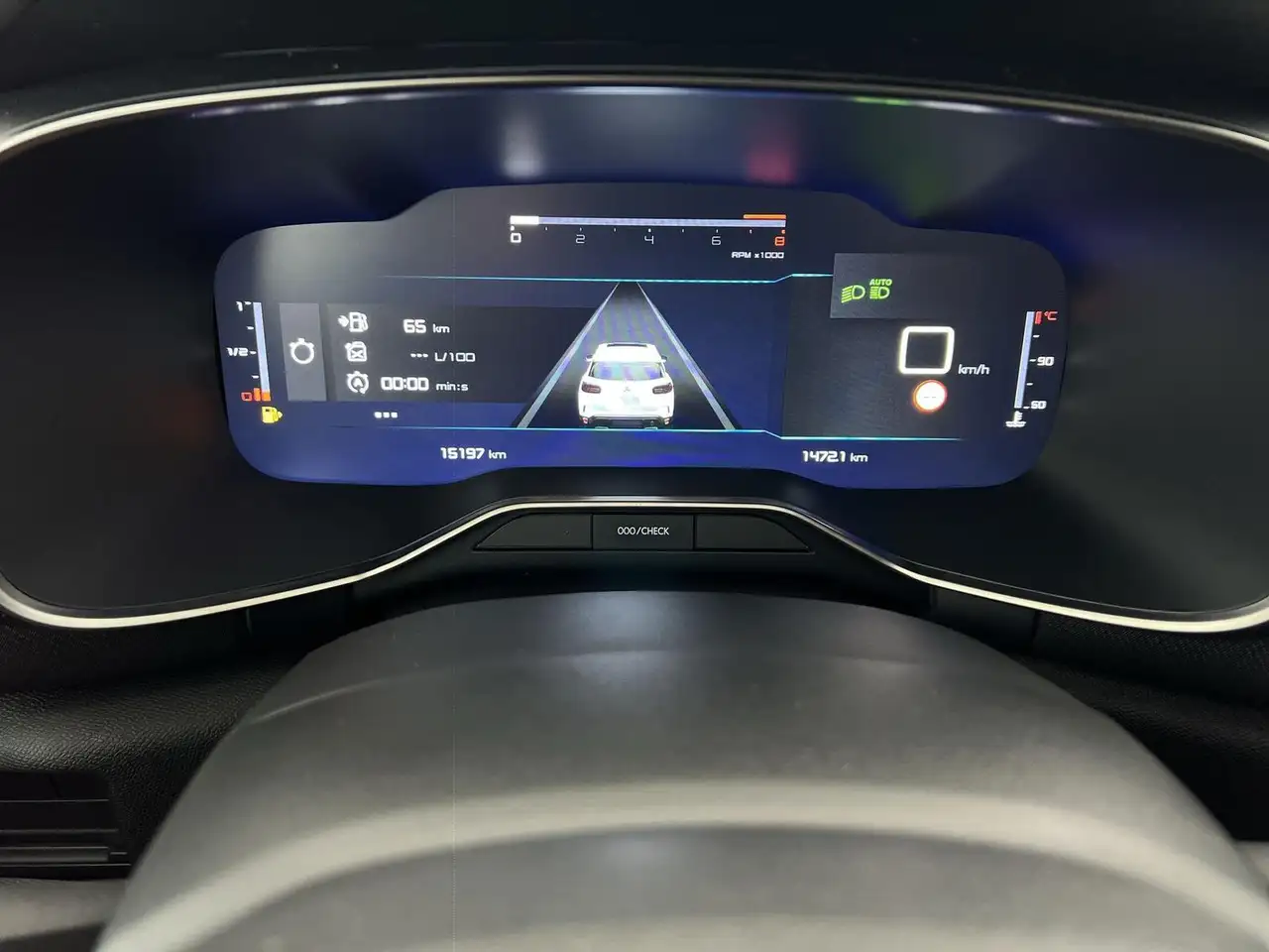 Citroen C5 Aircross Plus 1.2 *NAVI*RFK*KLIMA*uvm — Galerie du véhicule 17