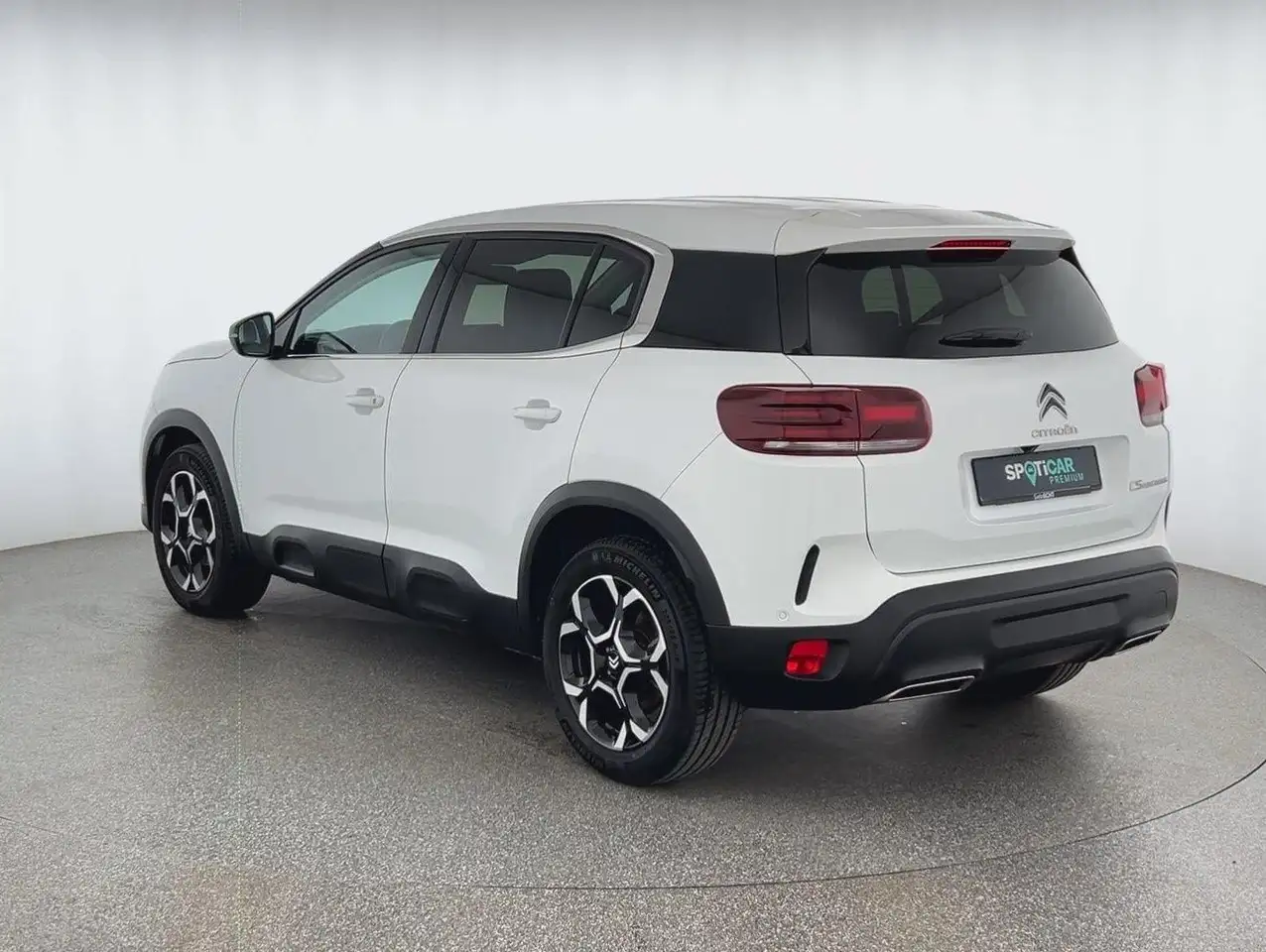 Citroen C5 Aircross Plus 1.2 *NAVI*RFK*KLIMA*uvm — Galerie du véhicule 5