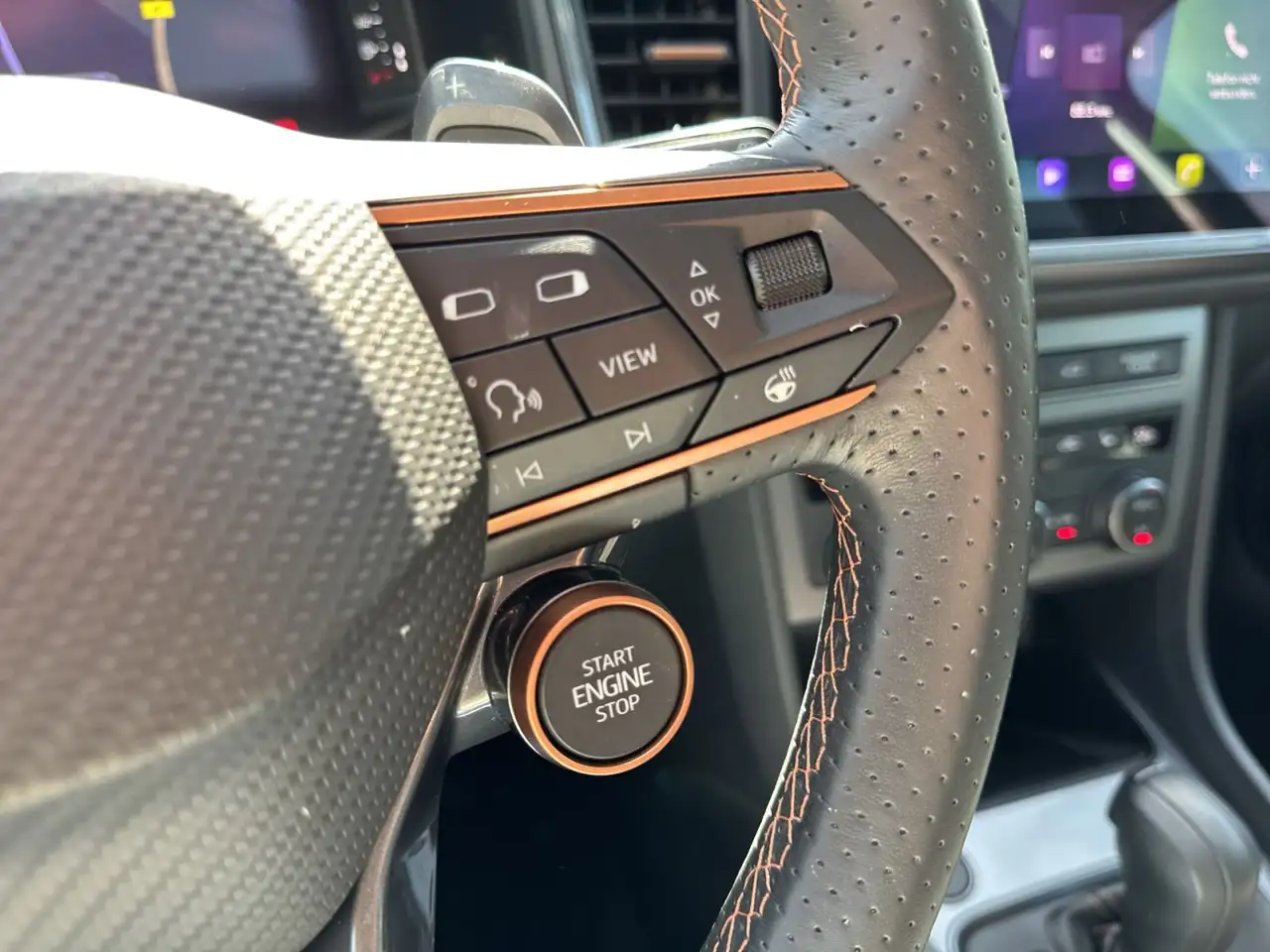 CUPRA Ateca 2.0 TSI 4D AHK/ACC/360/Nav/LED/19"/Beats/S — Vehicle gallery 28