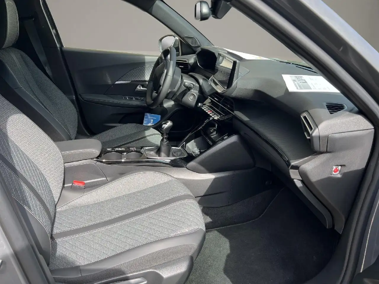 Peugeot 2008 Allure — Galería del vehículo 18