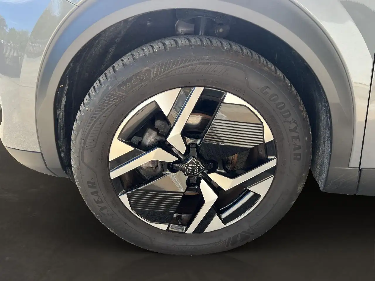 Peugeot 2008 Allure — Galería del vehículo 21
