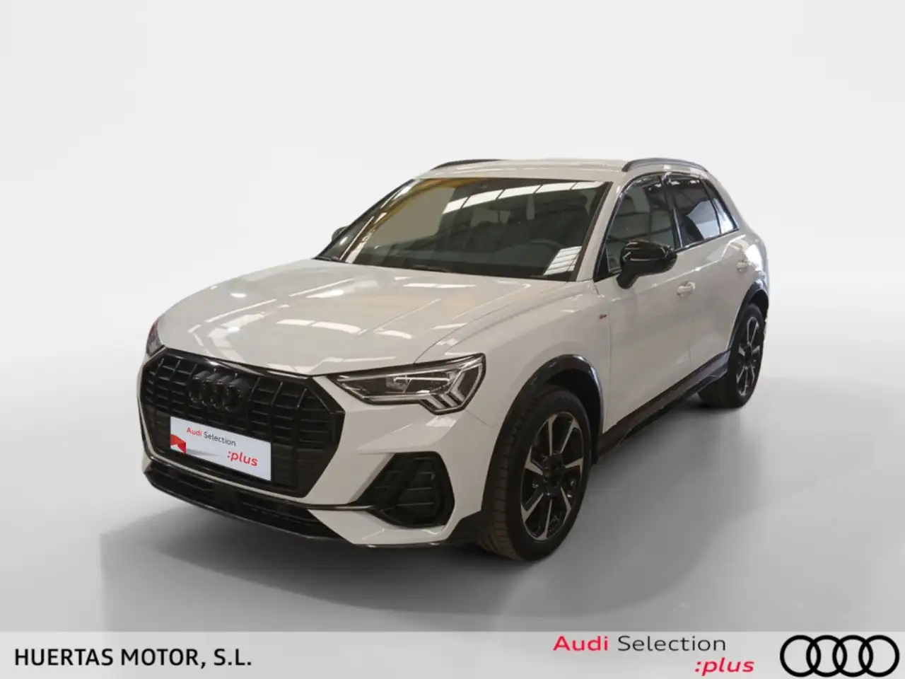 Audi Q3 TODOTERRENO 1.5 35 TFSI S TRONIC BLACK LINE 150 5P — Cartagena, Murcia