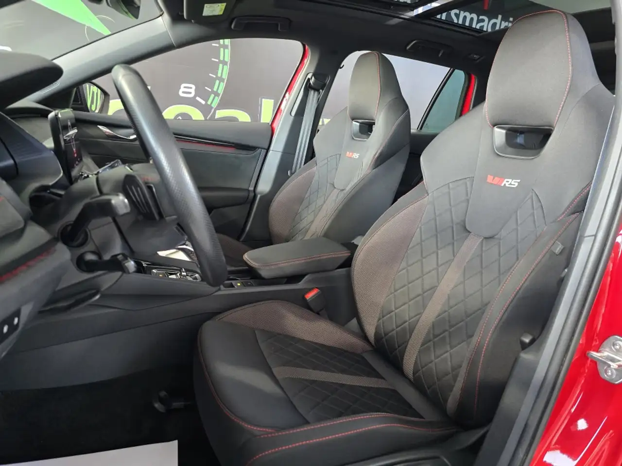 Skoda Octavia Combi 2.0 TSI RS DSG 180kW — معرض صور السيارة 12