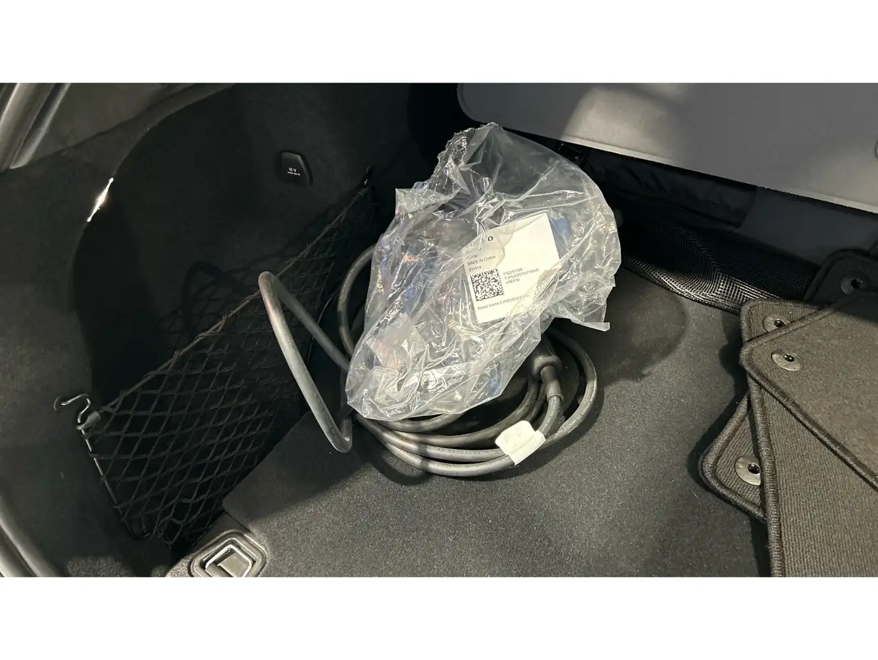Volvo XC60 T6 Recharge Core — معرض صور السيارة 30