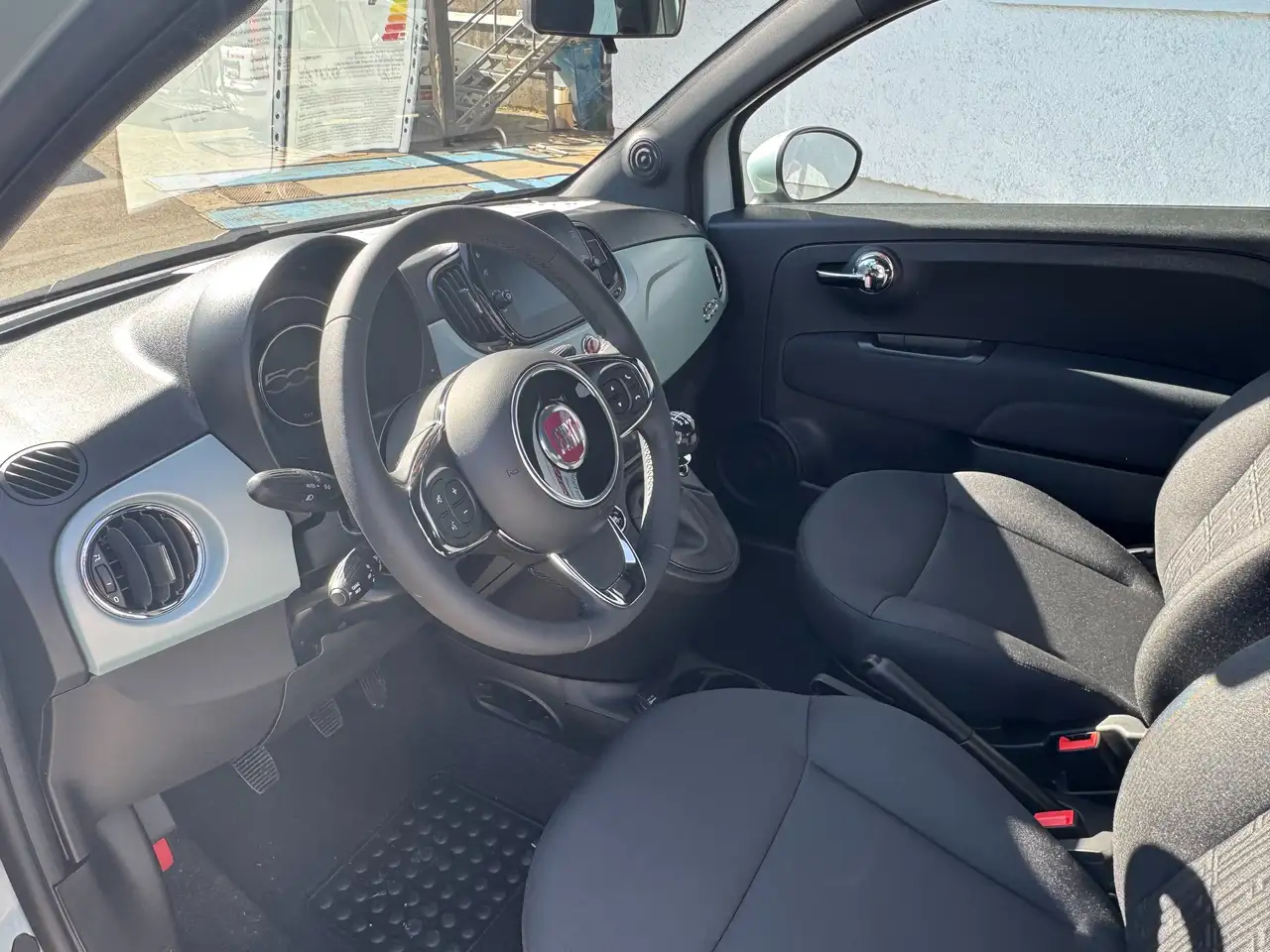 Fiat 500C 1.0 Hybrid Dolcevita, Klima, Apple Carplay, Navi — Vehicle gallery 7
