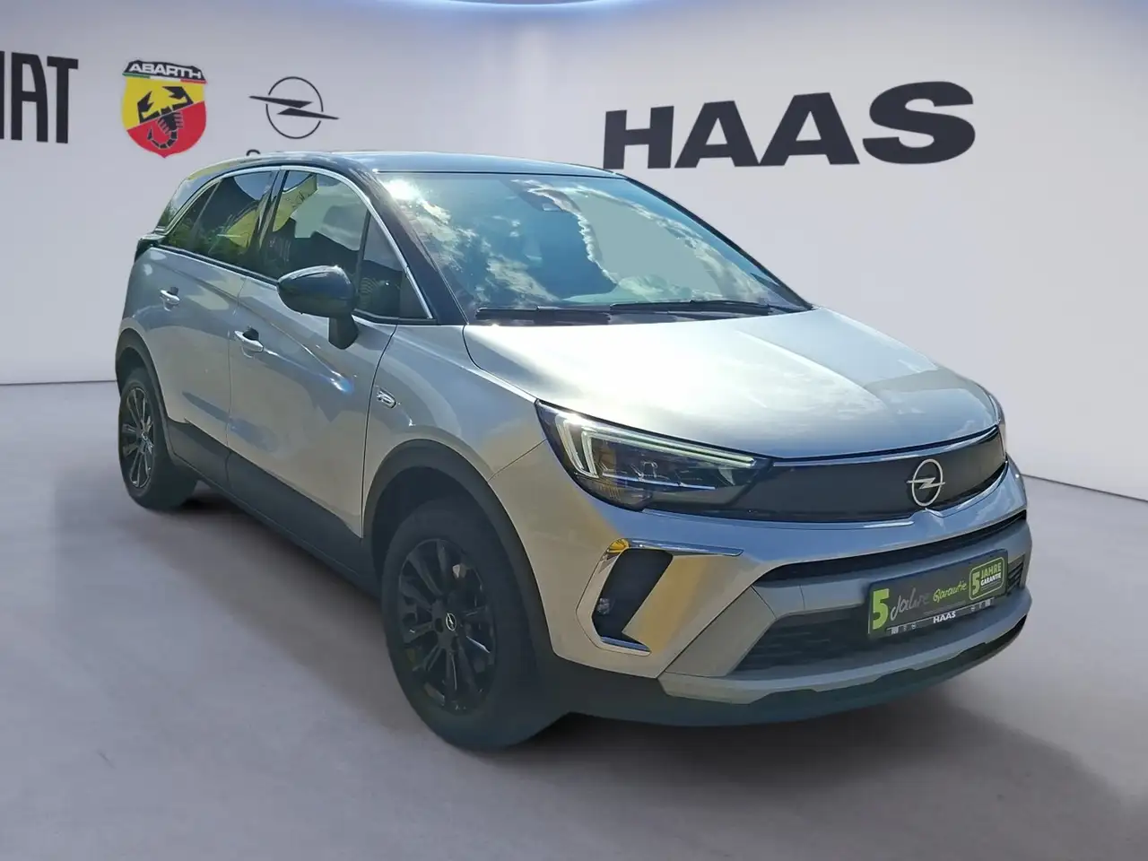 Opel Crossland 1.2 Elegance Allwetterreifen Kamera — Vehicle gallery 10