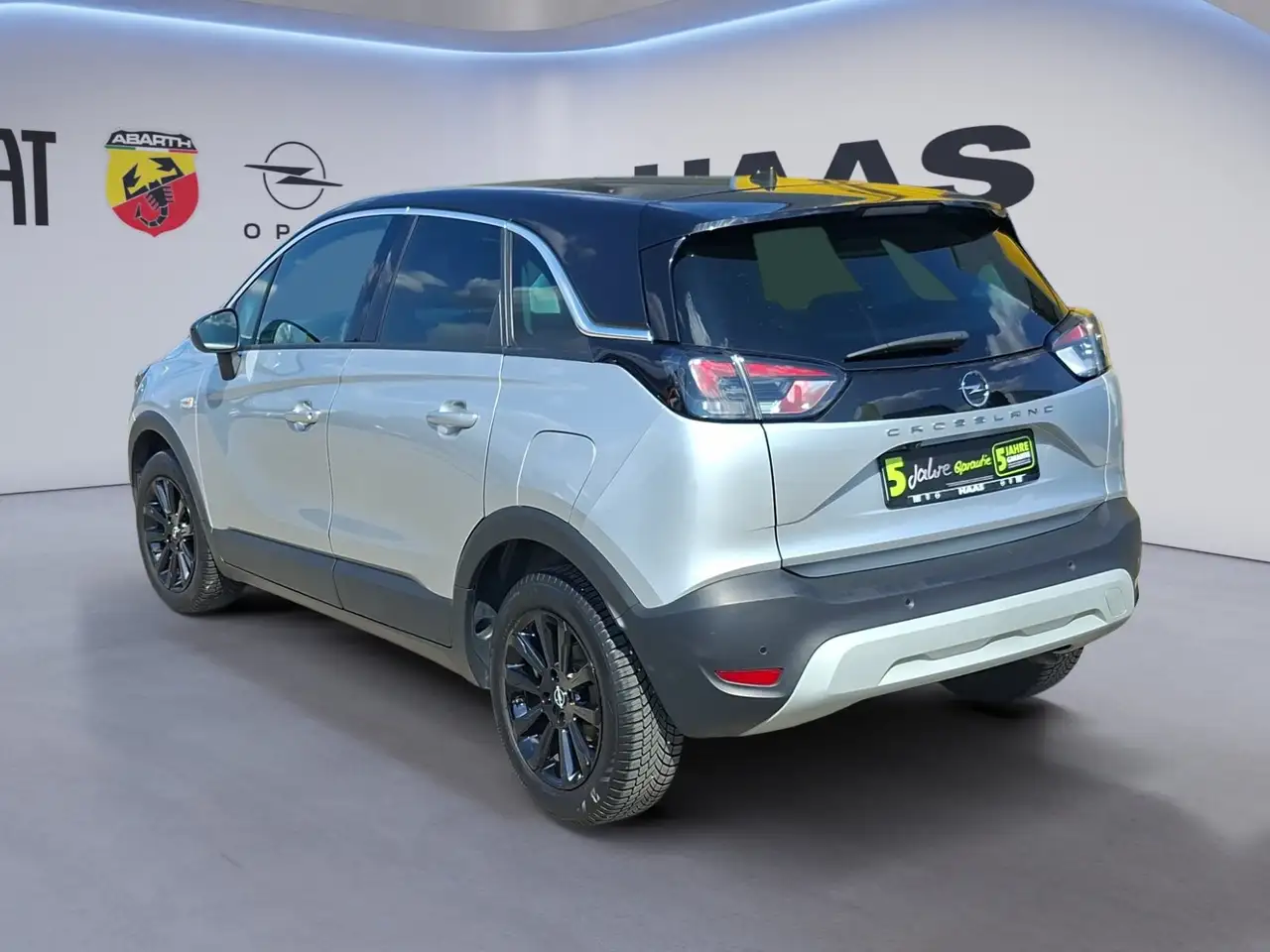 Opel Crossland 1.2 Elegance Allwetterreifen Kamera — Vehicle gallery 5