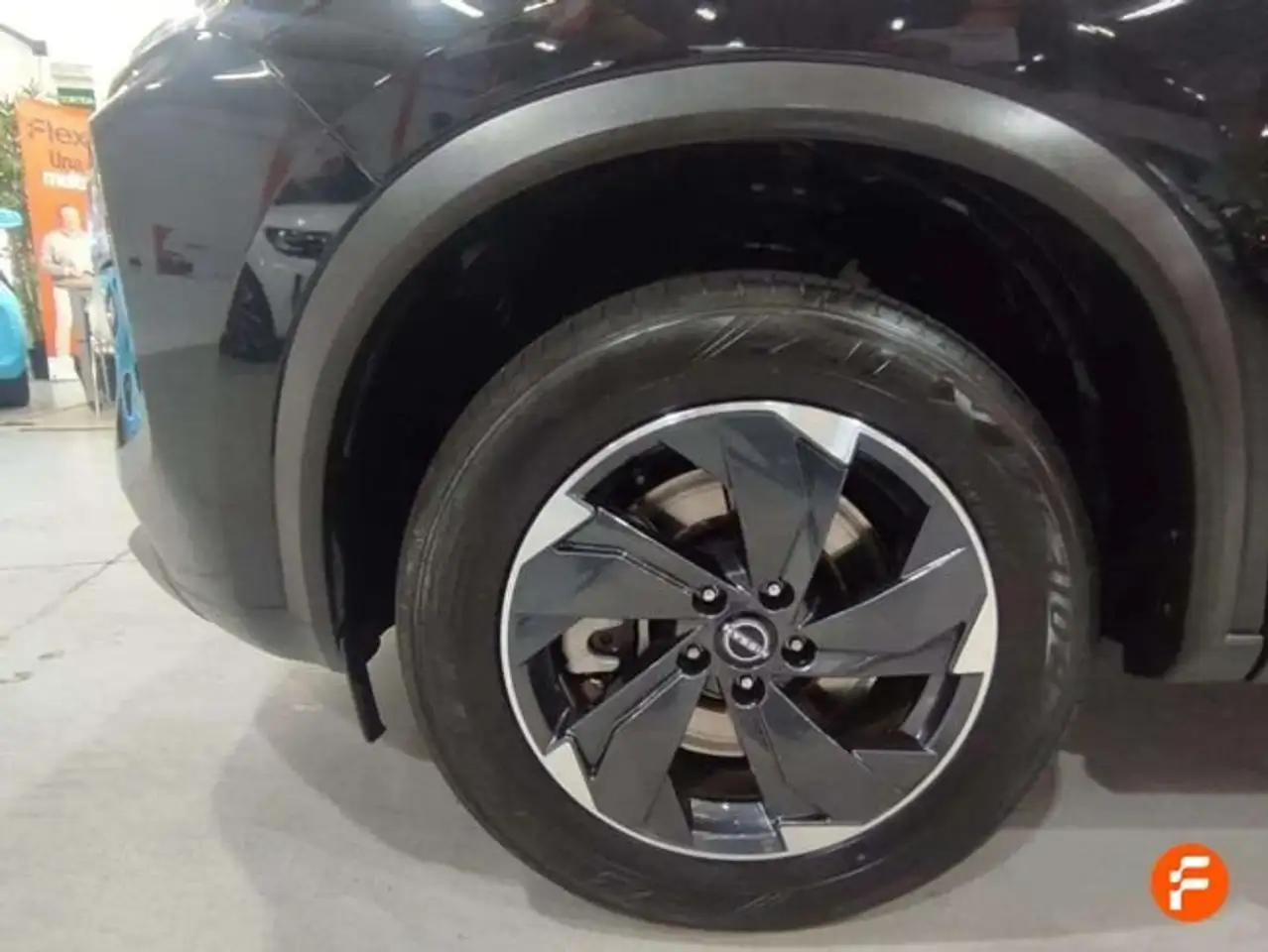 Nissan X-Trail 5pl 1.5 e-POWER 152kW 4x2 A/T N-Connecta — معرض صور السيارة 11