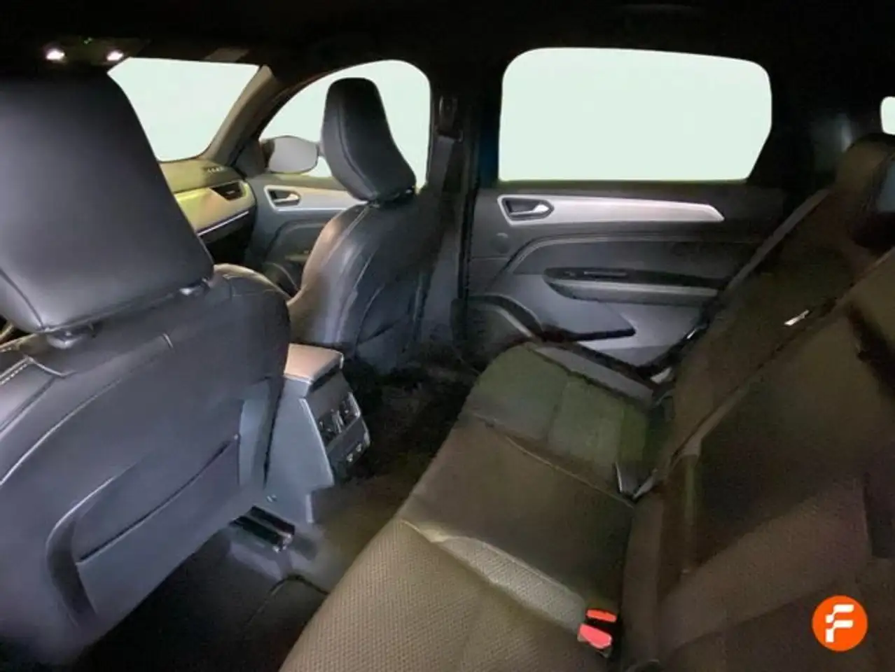 Renault Arkana Techno TCe 103kW(140CV) EDC mild hybrid — معرض صور السيارة 14