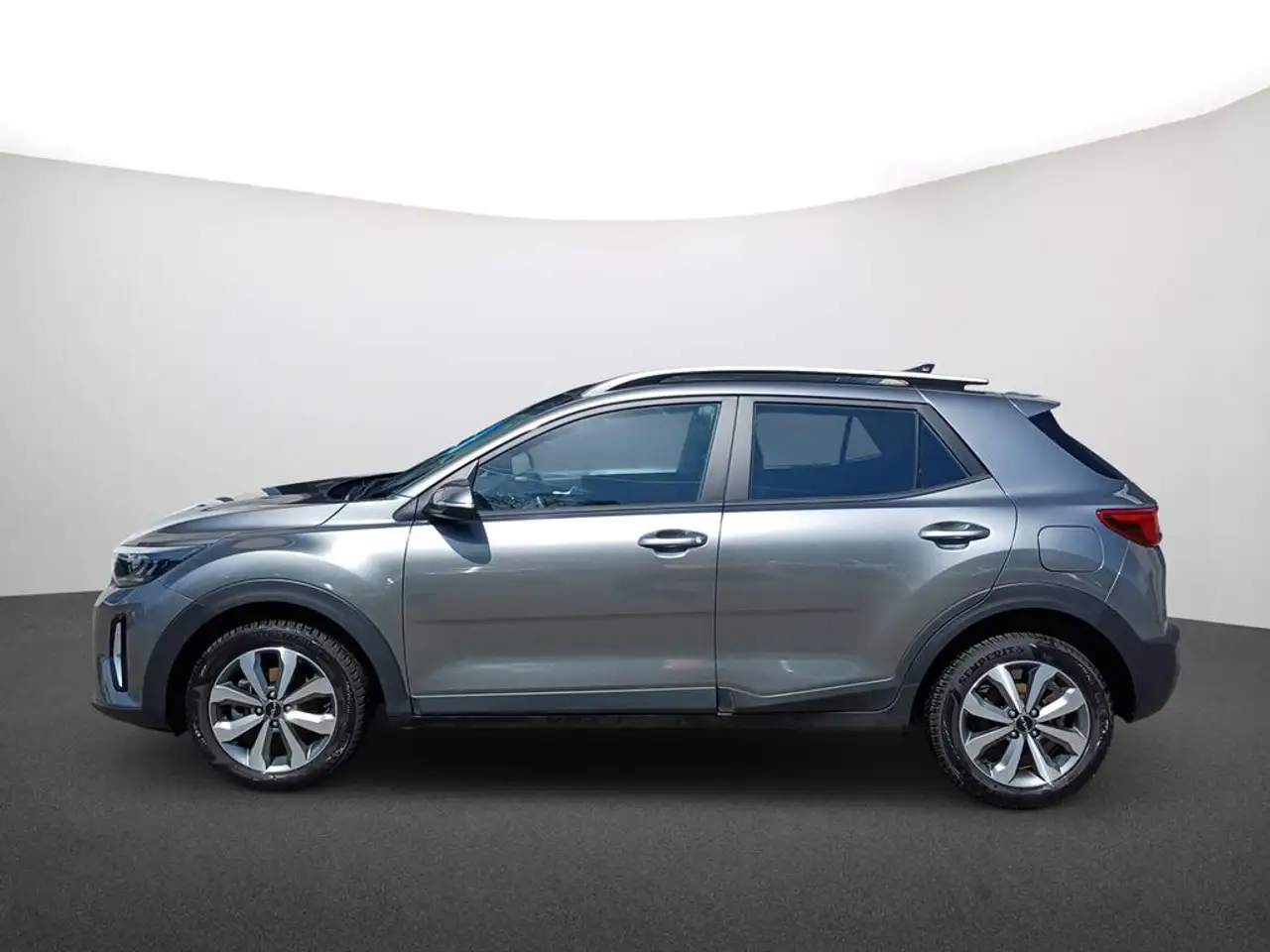 Kia Stonic VISION LED MFL LHZ GJR RFK DAB — معرض صور السيارة 4