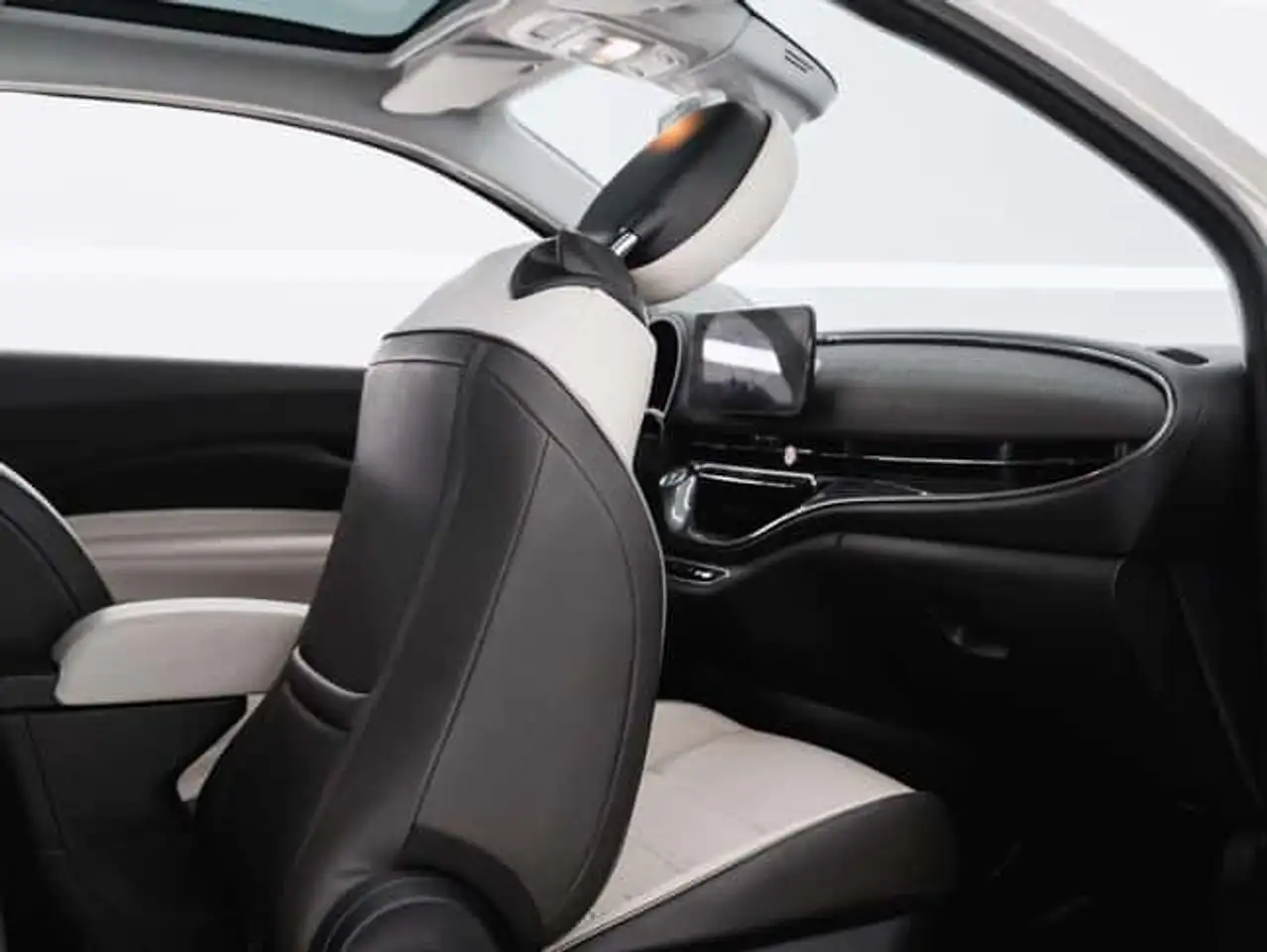 Fiat 500e Monotrim 87KW — Galerie du véhicule 26