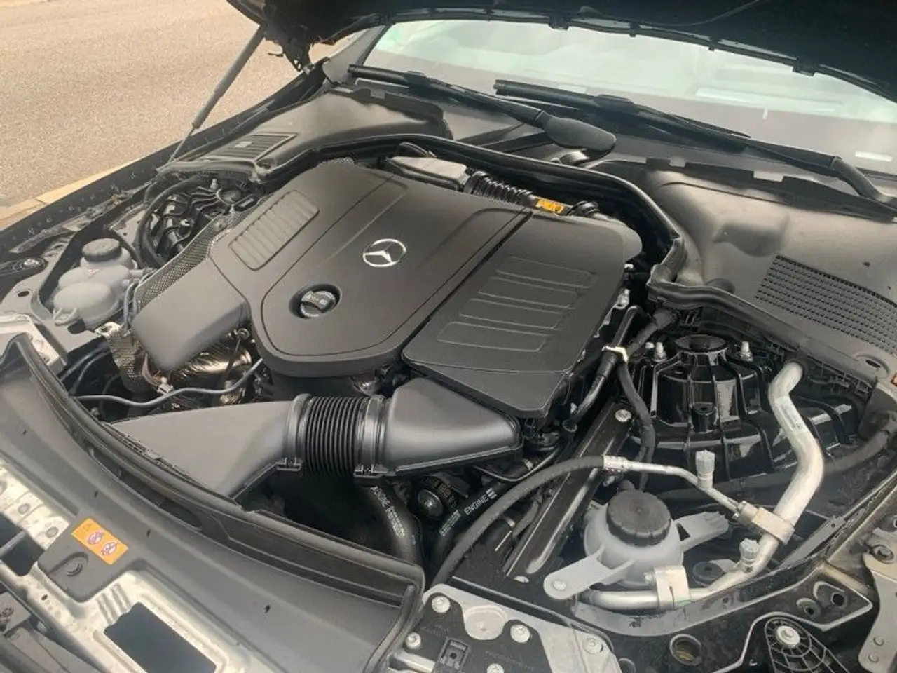 Mercedes-Benz CLE 300 4Matic AMG Line MB-Garantie 2029 — معرض صور السيارة 9
