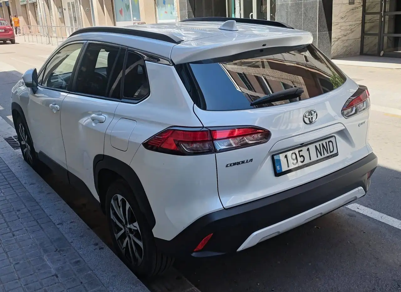 Toyota Corolla Cross Corolla Cross Hybrid 1.8 Style Style — Galerie du véhicule 2