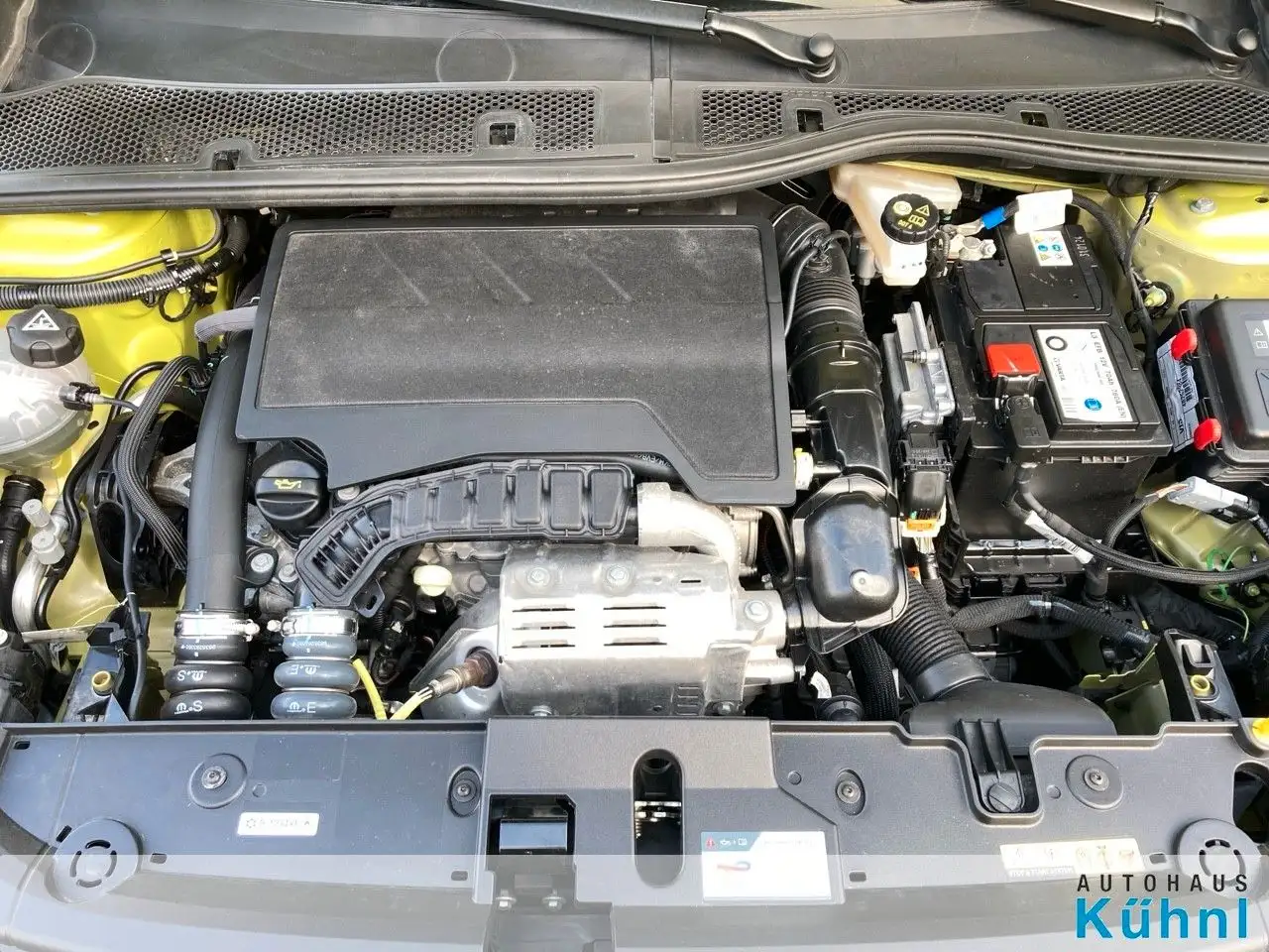 Peugeot 208 Active PureTech 100 — معرض صور السيارة 12
