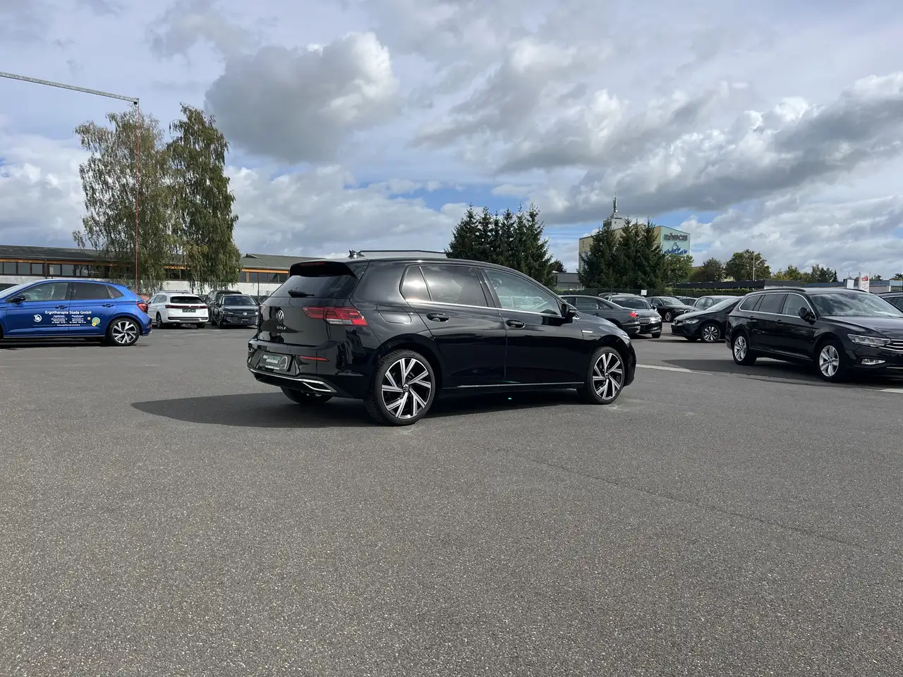 Volkswagen Golf 1.5 TSI Style 2,99% Fin. Navi RFK SHZ TravelAssist — Galería del vehículo 7