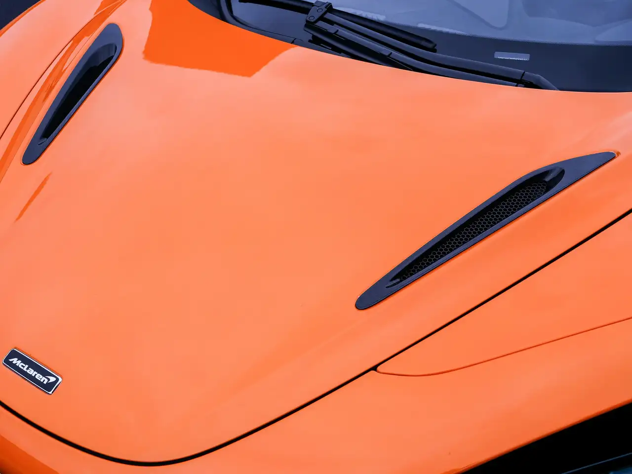 McLaren 750S Coupé Ventura Orange, Interior Carbon — Galerie du véhicule 16