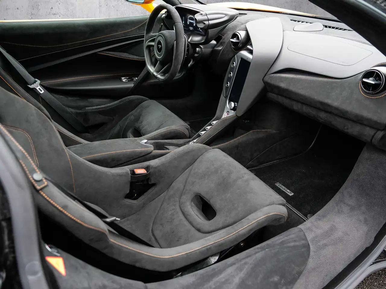McLaren 750S Coupé Ventura Orange, Interior Carbon — Galerie du véhicule 13