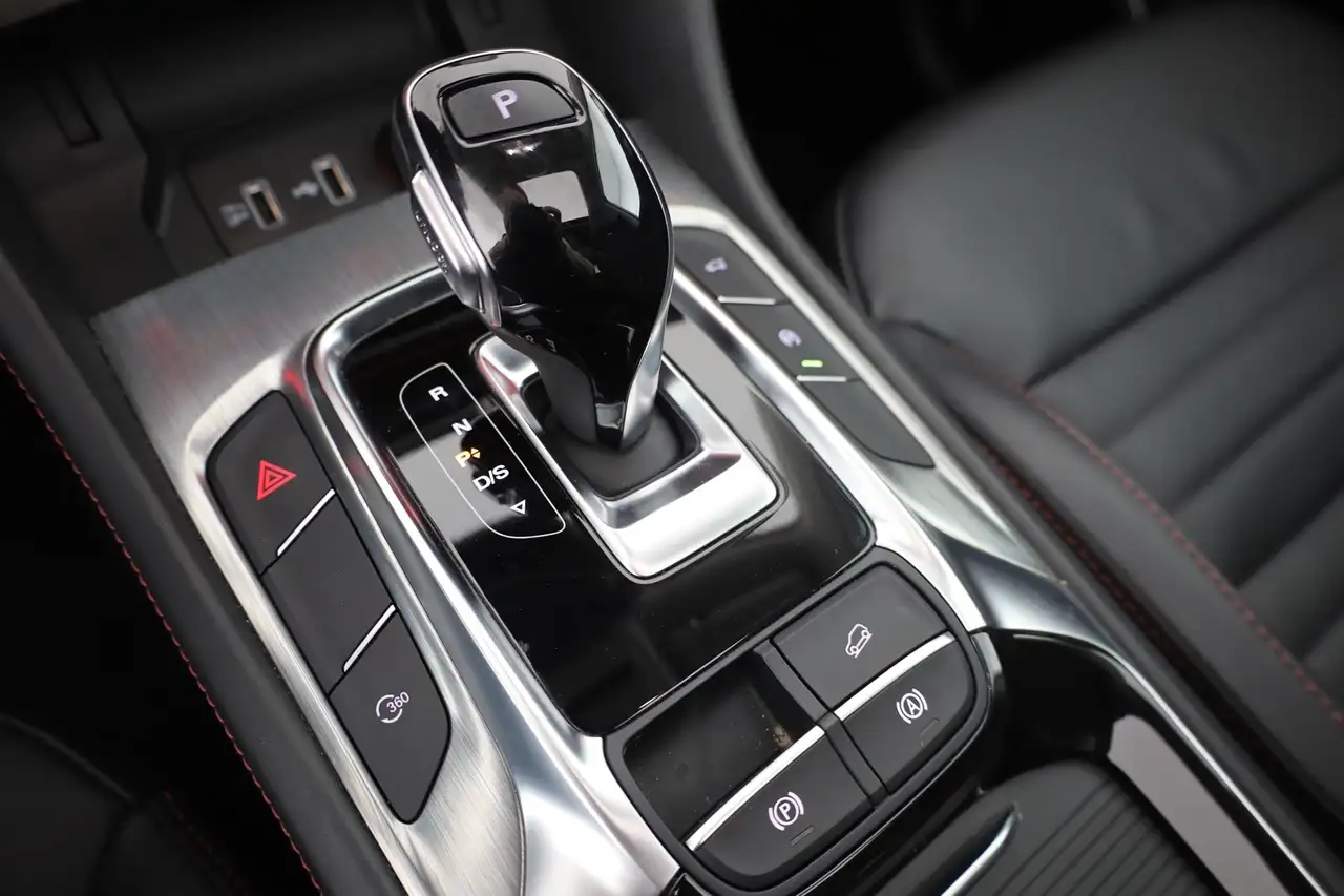 MG HS 1.5 T-GDI Luxury Aut. LED ACC Navi 360° Pano — Galerie du véhicule 13