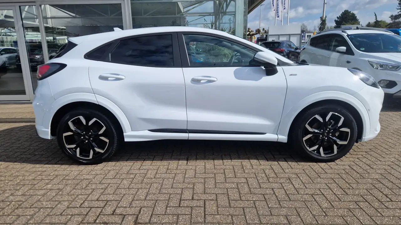 Ford Puma ST-Line X — Vehicle gallery 4