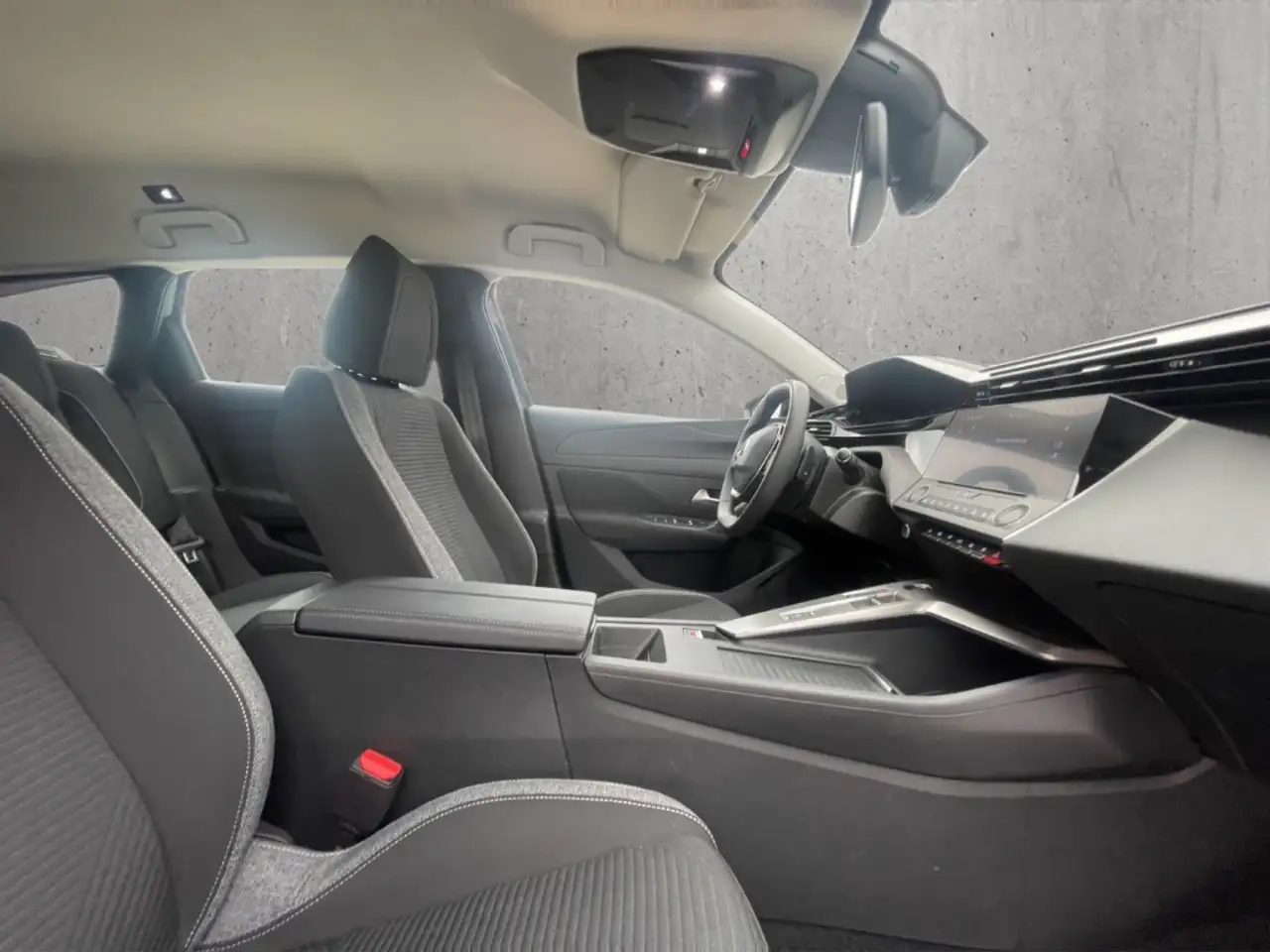 Peugeot 308 SW Active Pack PureTech 130 EAT8 LED Apple CarPlay — Galerie du véhicule 13
