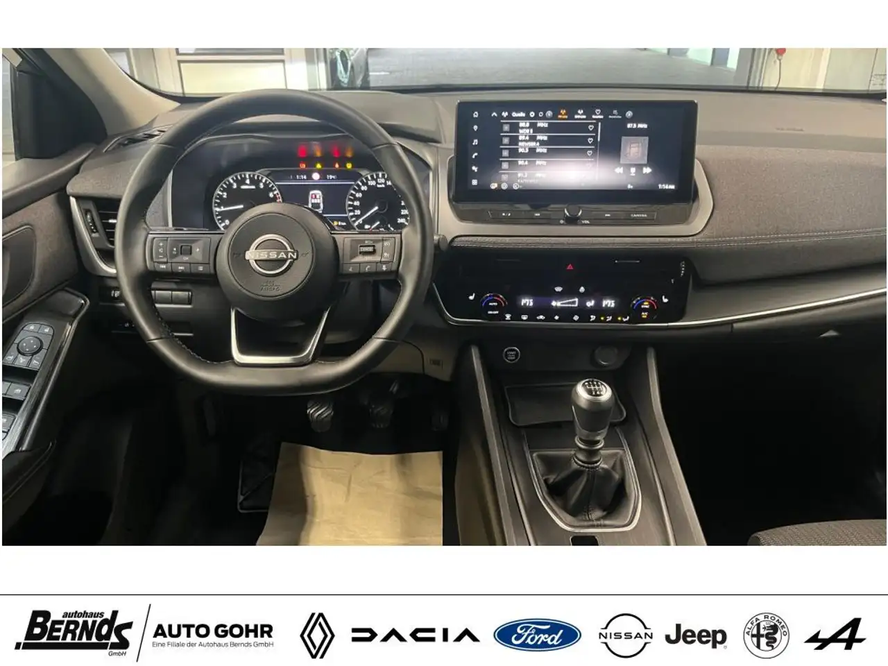 Nissan Qashqai 1.3 DIG-T MHEV Acenta Klima 360 Navi WinterP. uvm. — Galería del vehículo 11