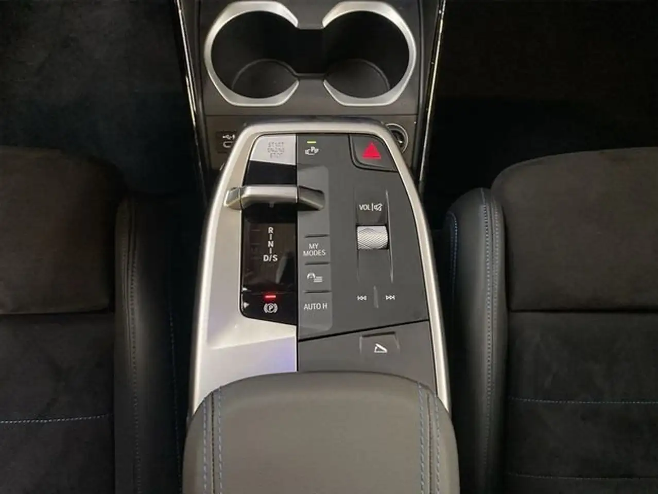 BMW X2 sDrive 20iA — Vehicle gallery 10