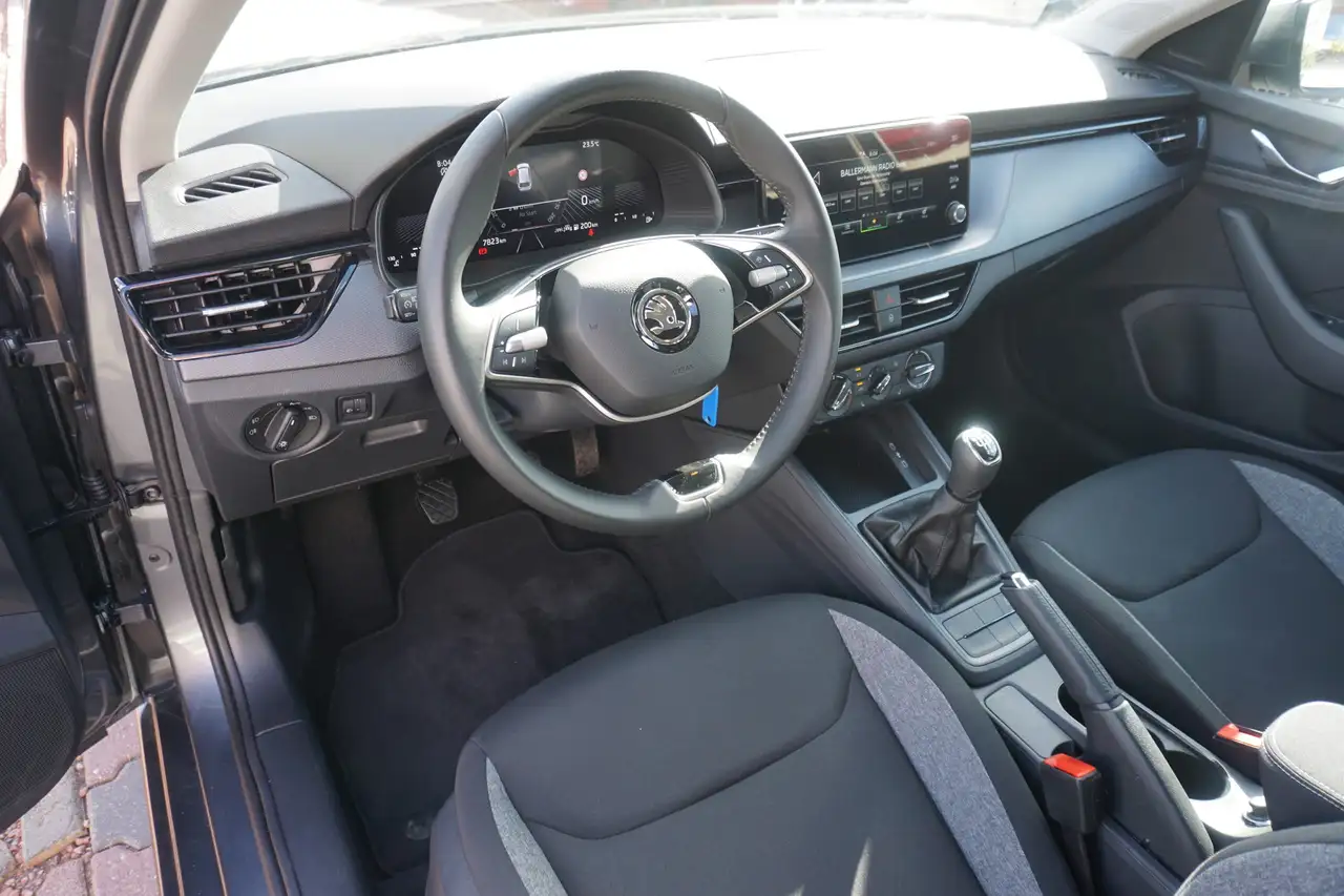 Skoda Scala 1.0 Essence LED Android Apple Sitzheizung — معرض صور السيارة 10
