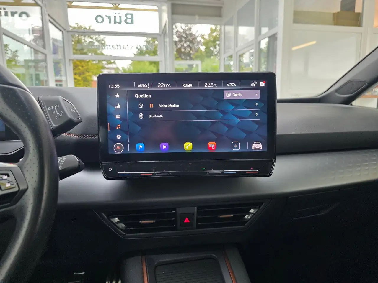 CUPRA Born 150 kW Wärmepumpe 19 Zoll Typhoon — معرض صور السيارة 26
