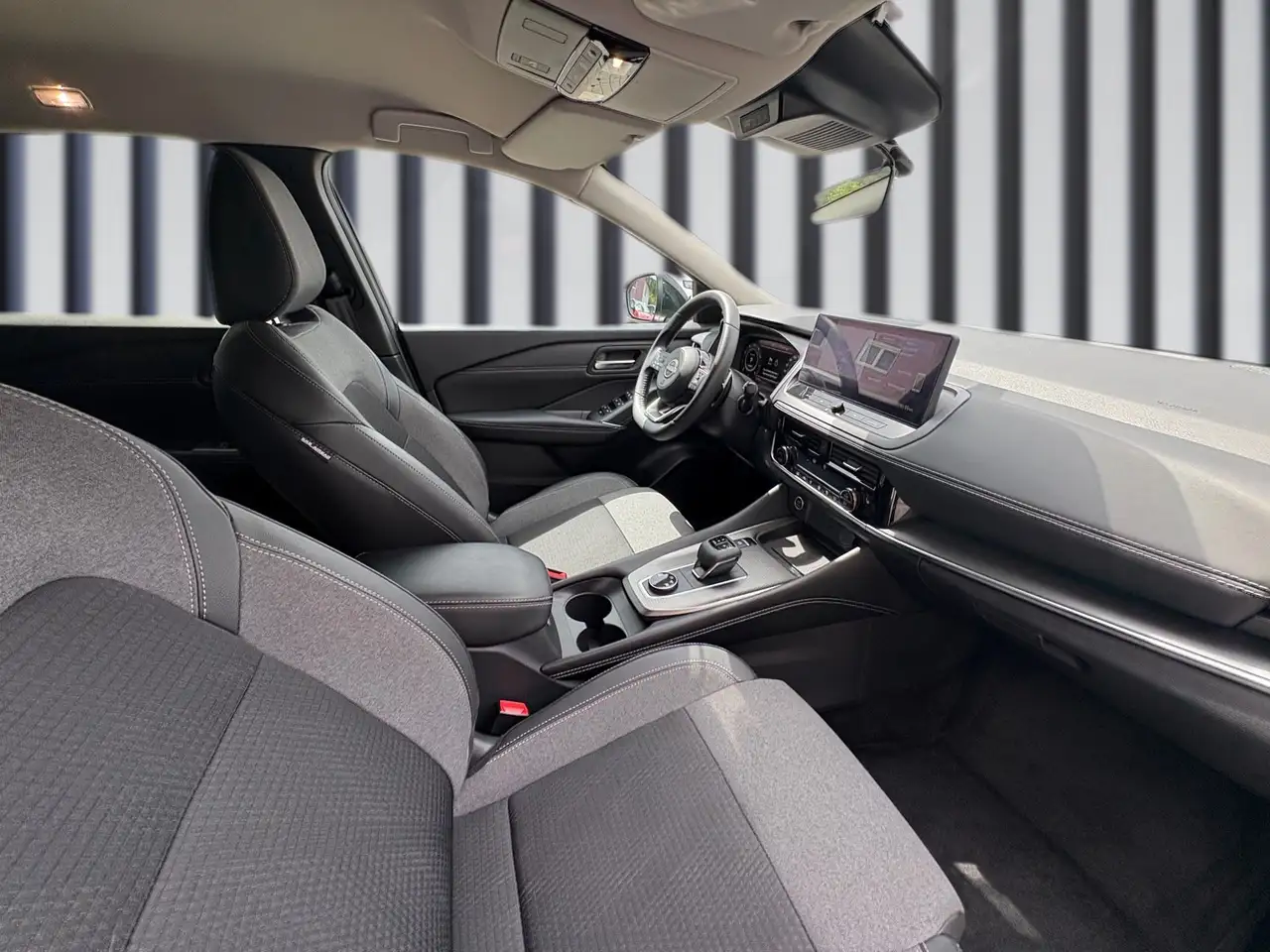 Nissan Qashqai 1.3 DIG-T MHEV N-Connecta4x4 ACC+LED+Navi — Galerie du véhicule 15
