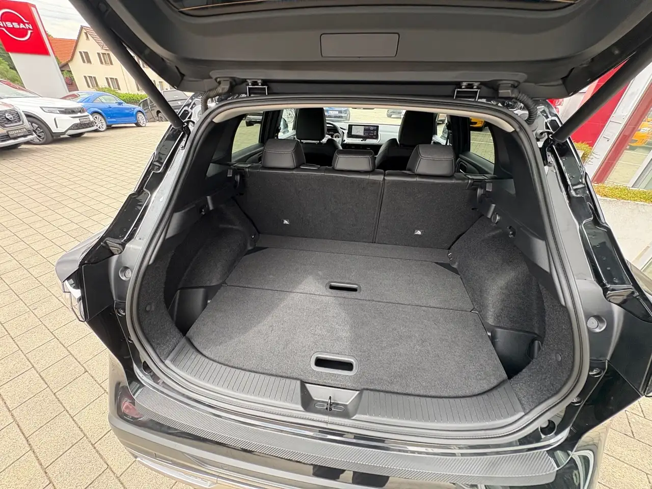 Nissan Qashqai 1.3 DIG-T MHEV N-Connecta4x4 ACC+LED+Navi — Galerie du véhicule 12
