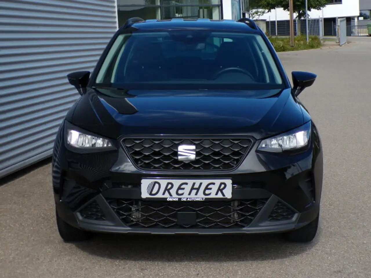 SEAT Arona Arona 1.0 TSI Style Navi/Autom./LED/Sitzhzg. Klima — معرض صور السيارة 2