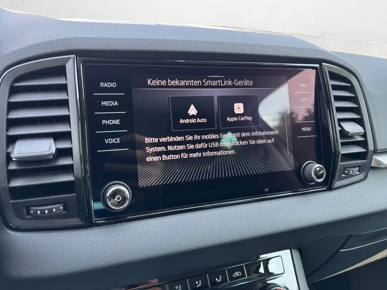 Skoda Karoq 1.5 TSI Selection — Galerie du véhicule 17