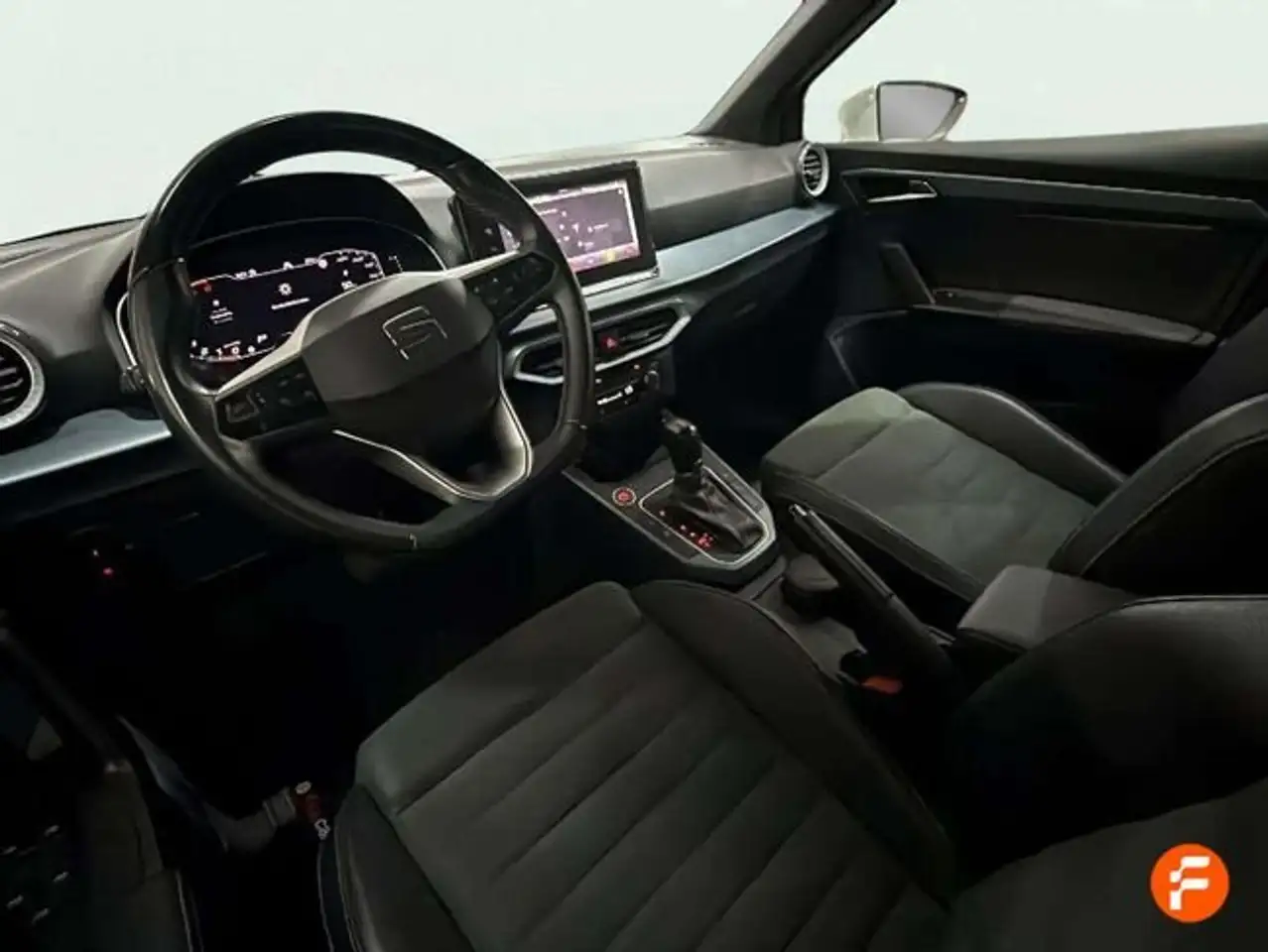 SEAT Arona 1.5 EcoTSI S&S Special Edition DSG7 150 — معرض صور السيارة 12