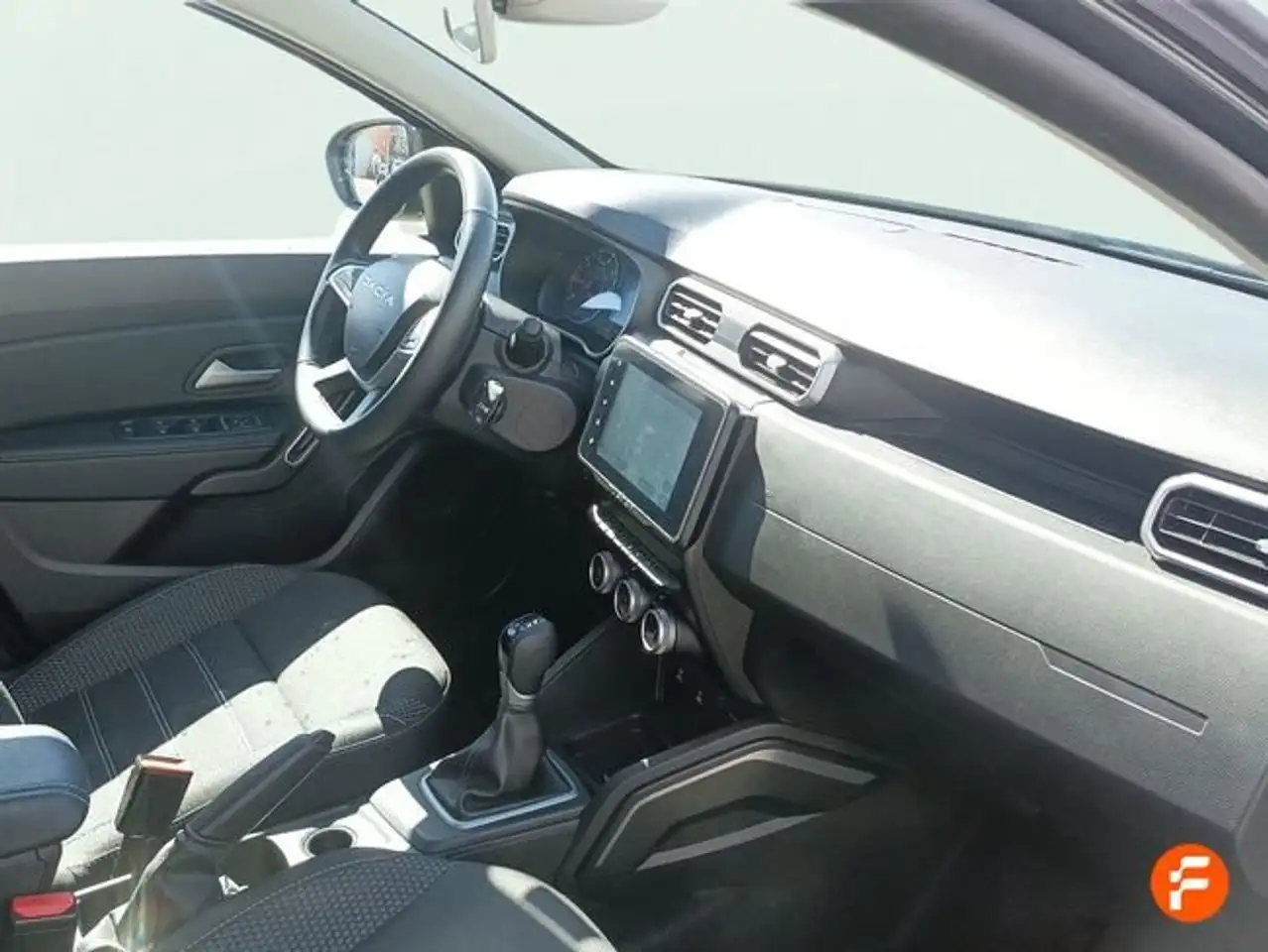 Dacia Duster 1.3 TCe Journey Go 4x2 96kW — معرض صور السيارة 15