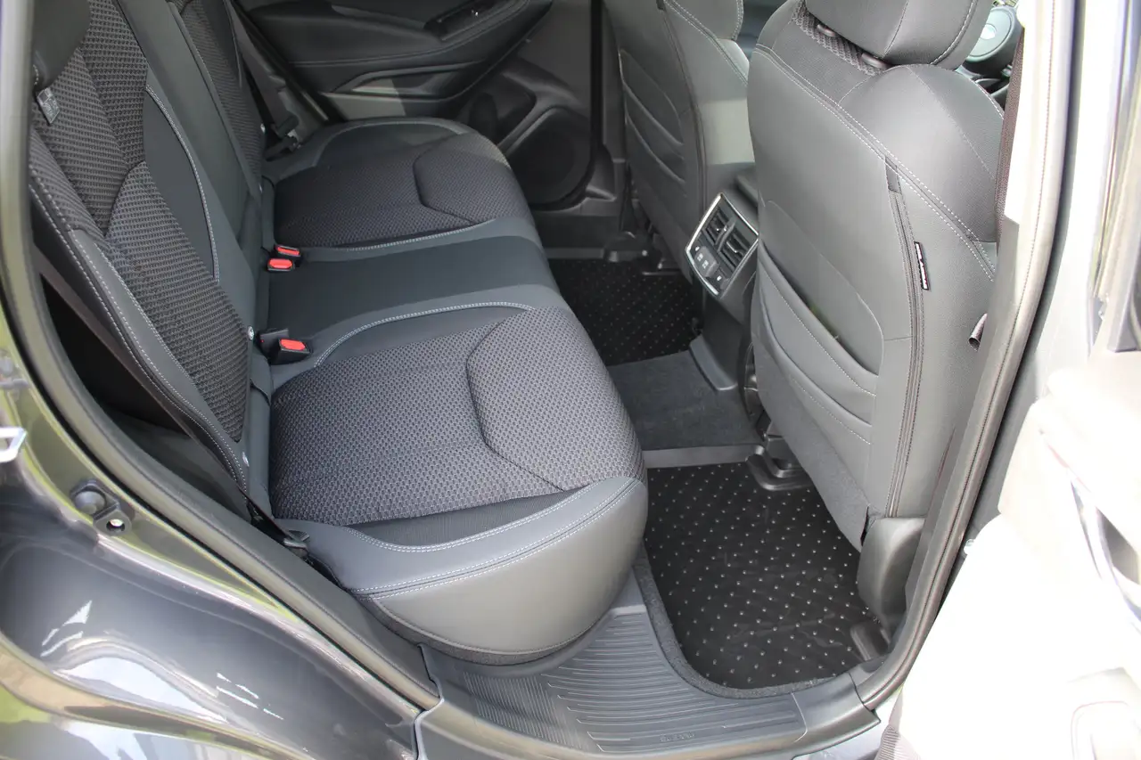 Subaru Forester 2.0ie Lineartronic Comfort AHK — معرض صور السيارة 9